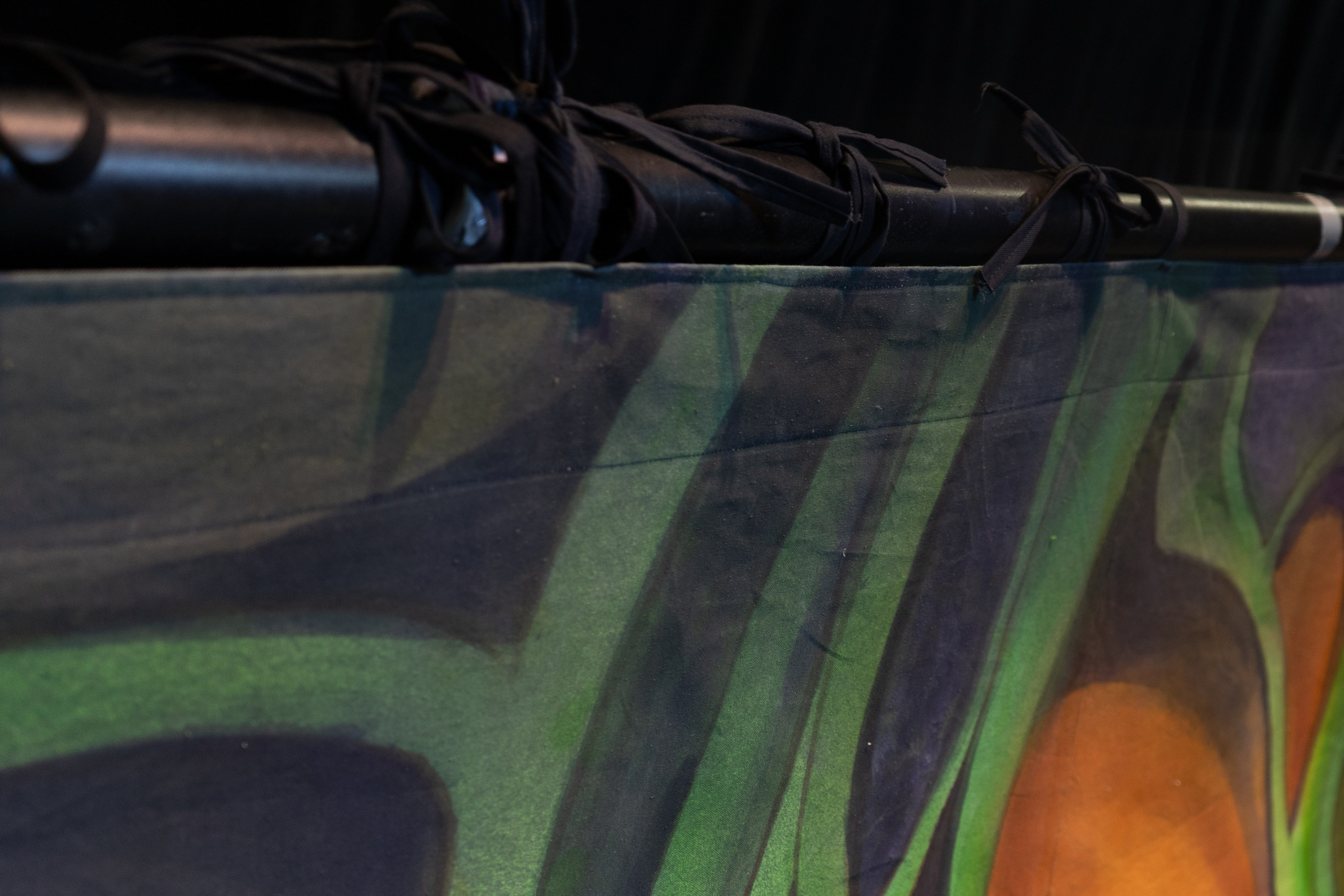 «Изумрудный город» музыкально-цирковое шоу. Московский молодежный центр «Планета КВН». История занавеса. Превращаем идею в технологию