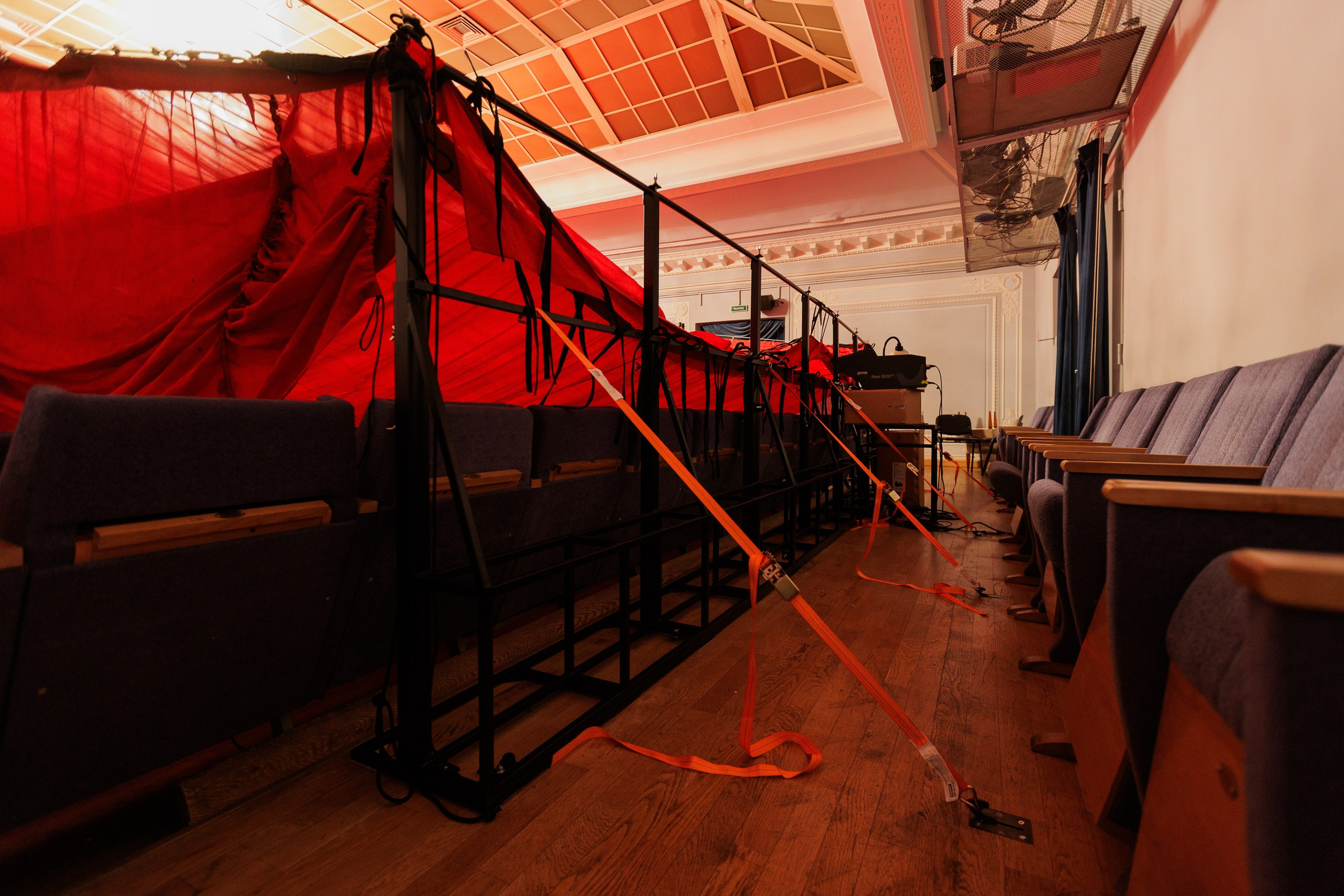 Полный цикл под ключ. История занавеса. Превращаем идею в технологию