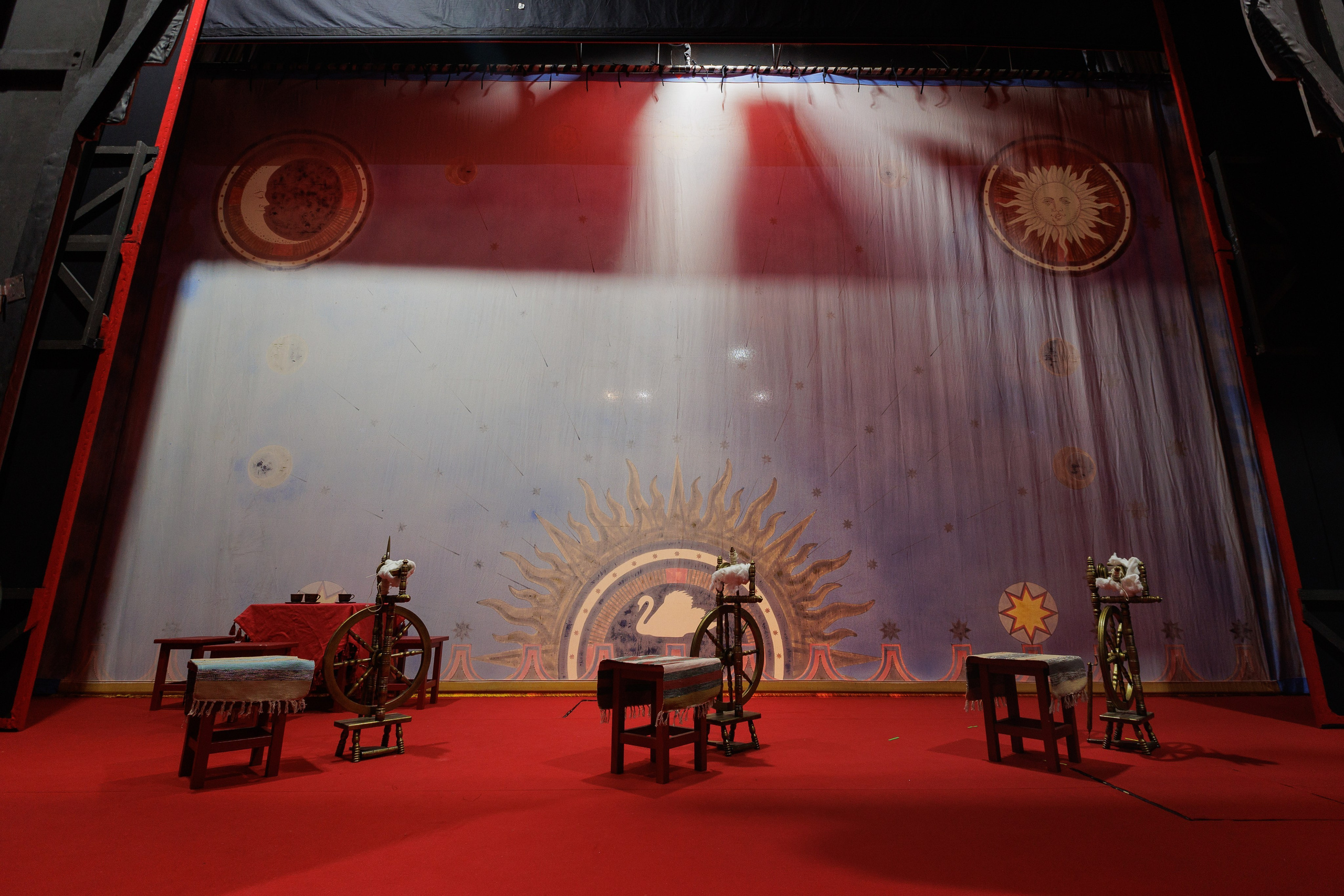 Полный цикл под ключ. История занавеса. Превращаем идею в технологию