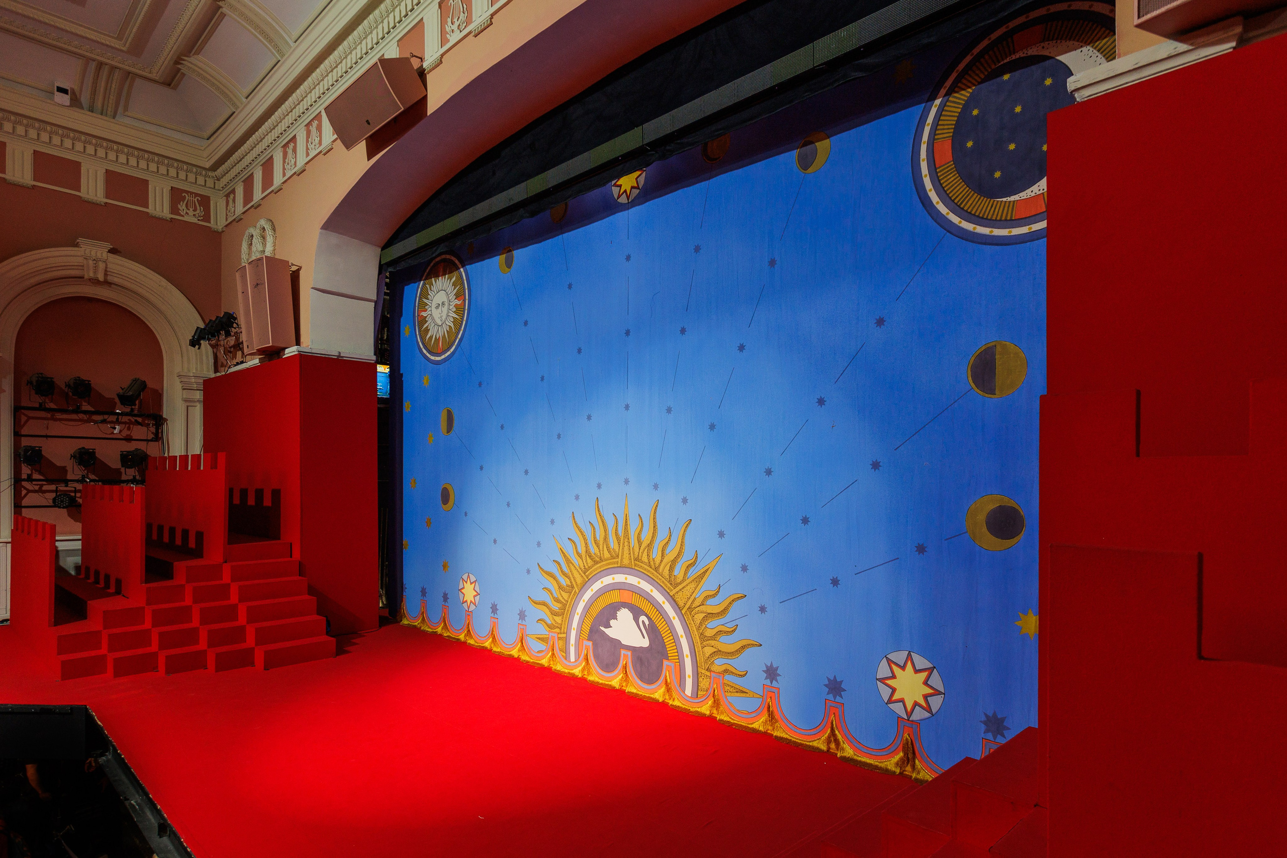 Декорации для оперы «Сказка о царе Салтане» | Театр Зазеркалье. История занавеса. Превращаем идею в технологию