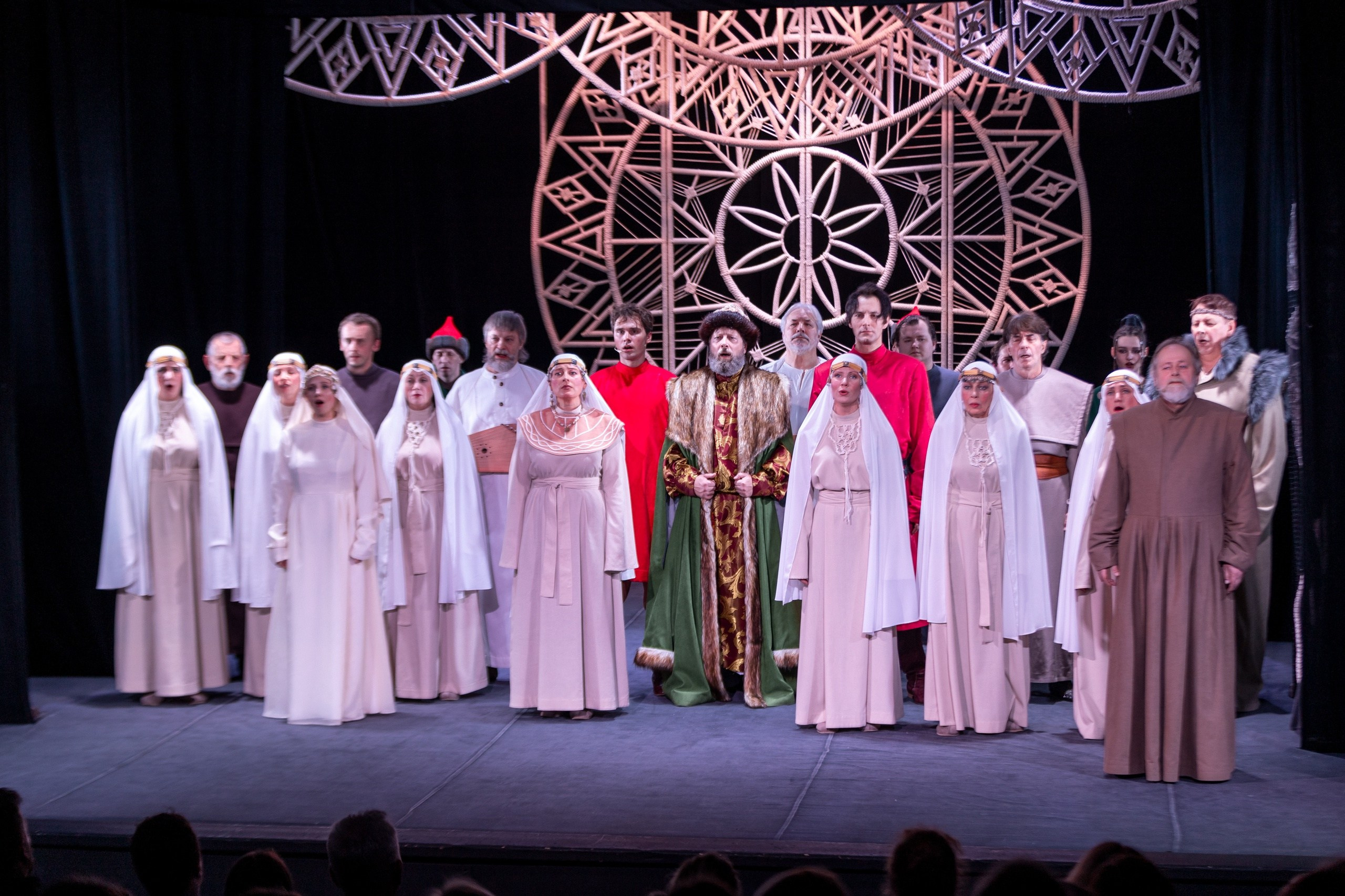 Декорации для спектакля «Слово о полку Игореве» | Историко-этнографический театр. История занавеса. Превращаем идею в технологию