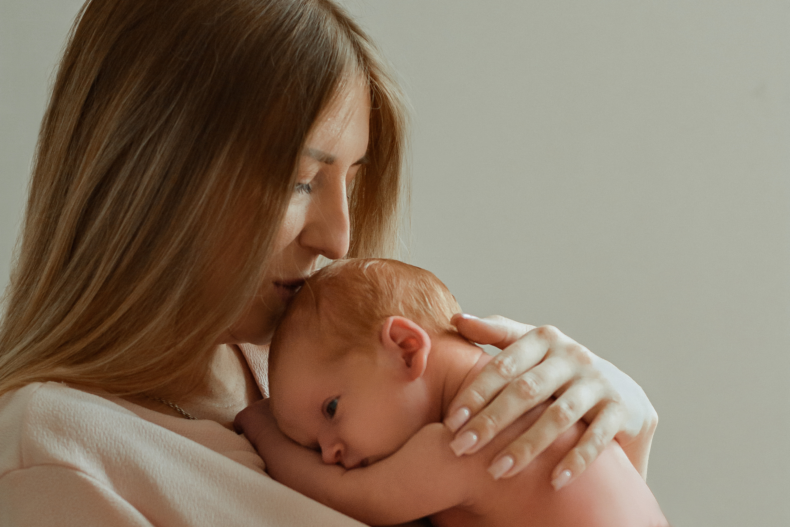 Оля и новорожденный Дима