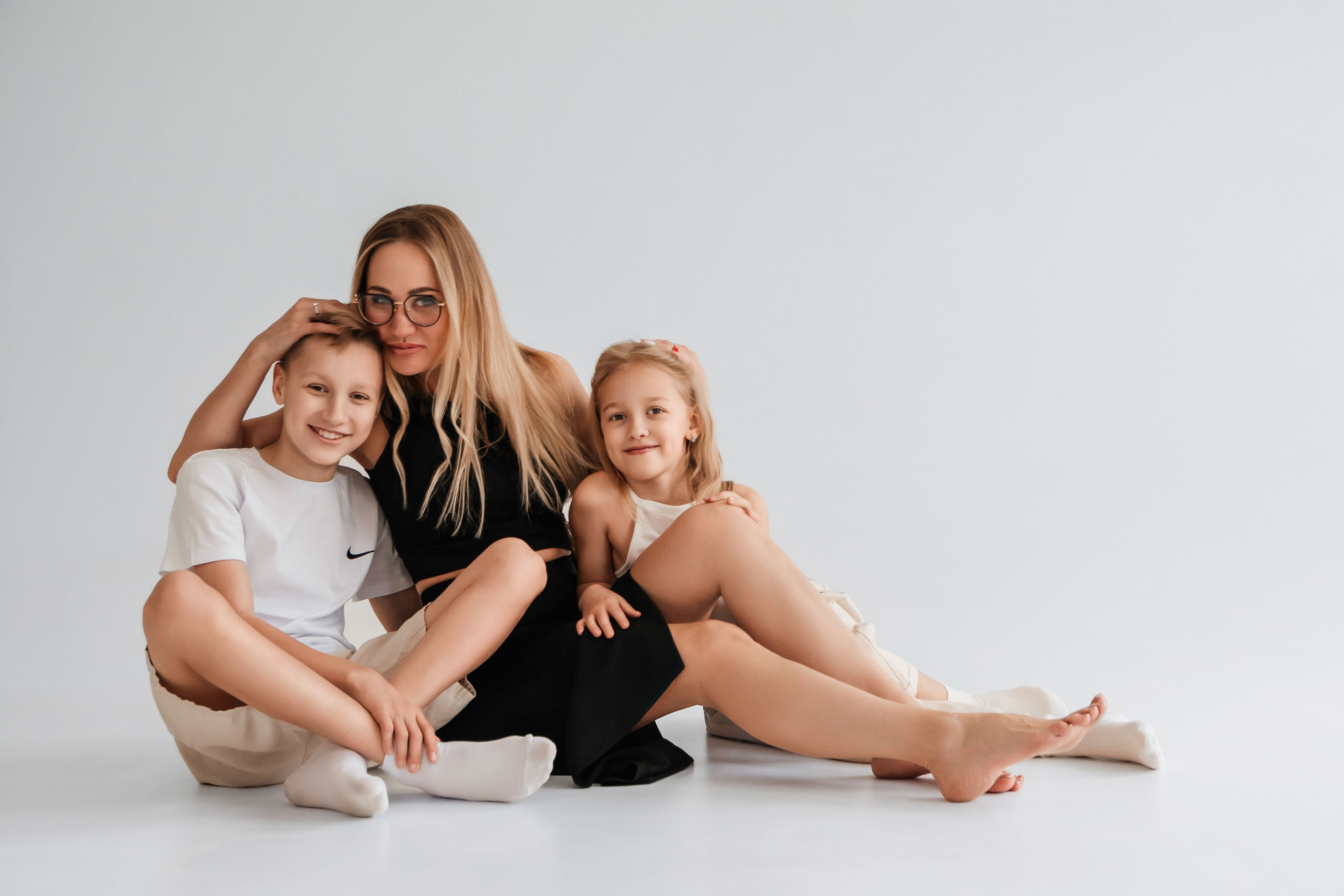 Семейная минималистичная фотосессия