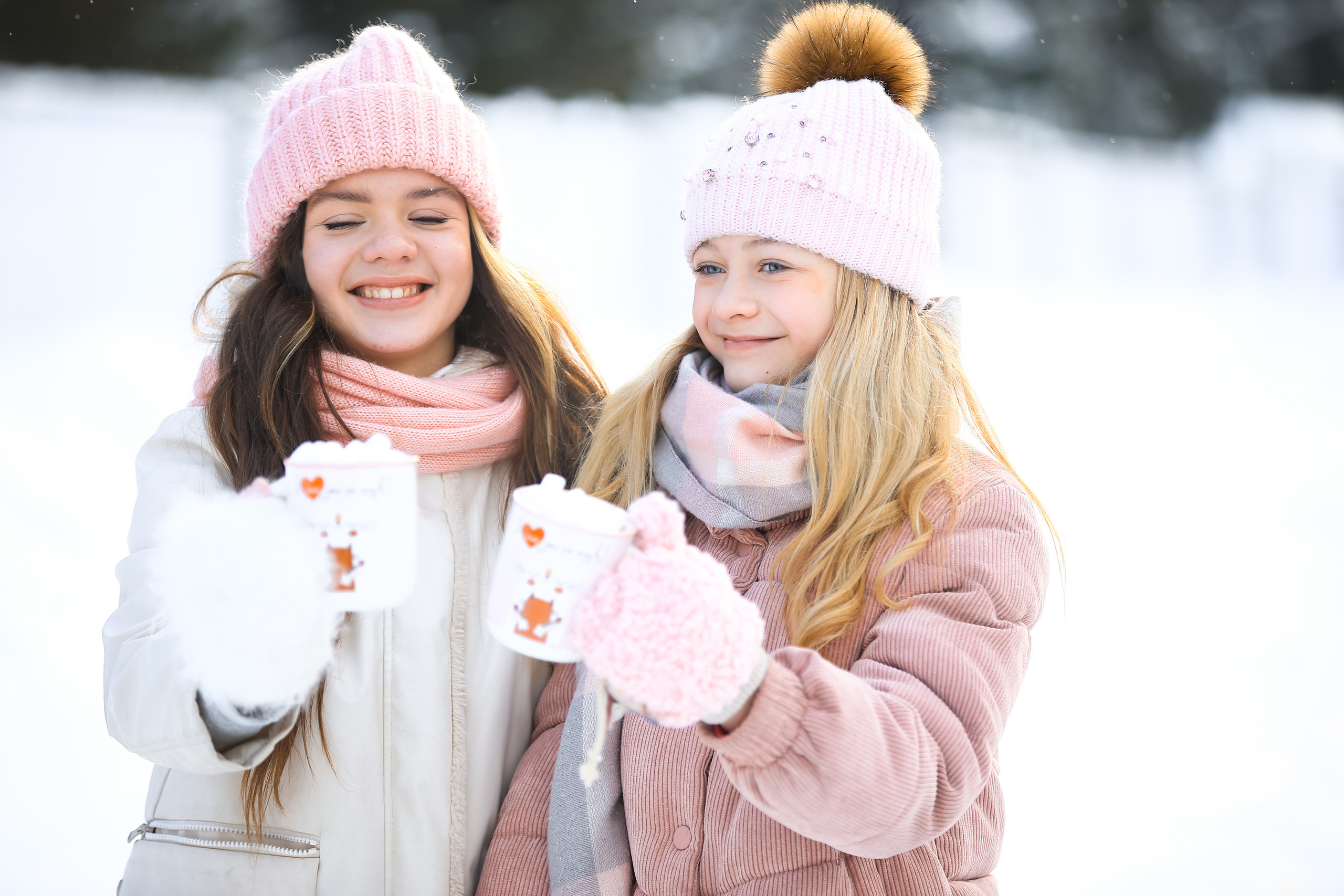 две подружки