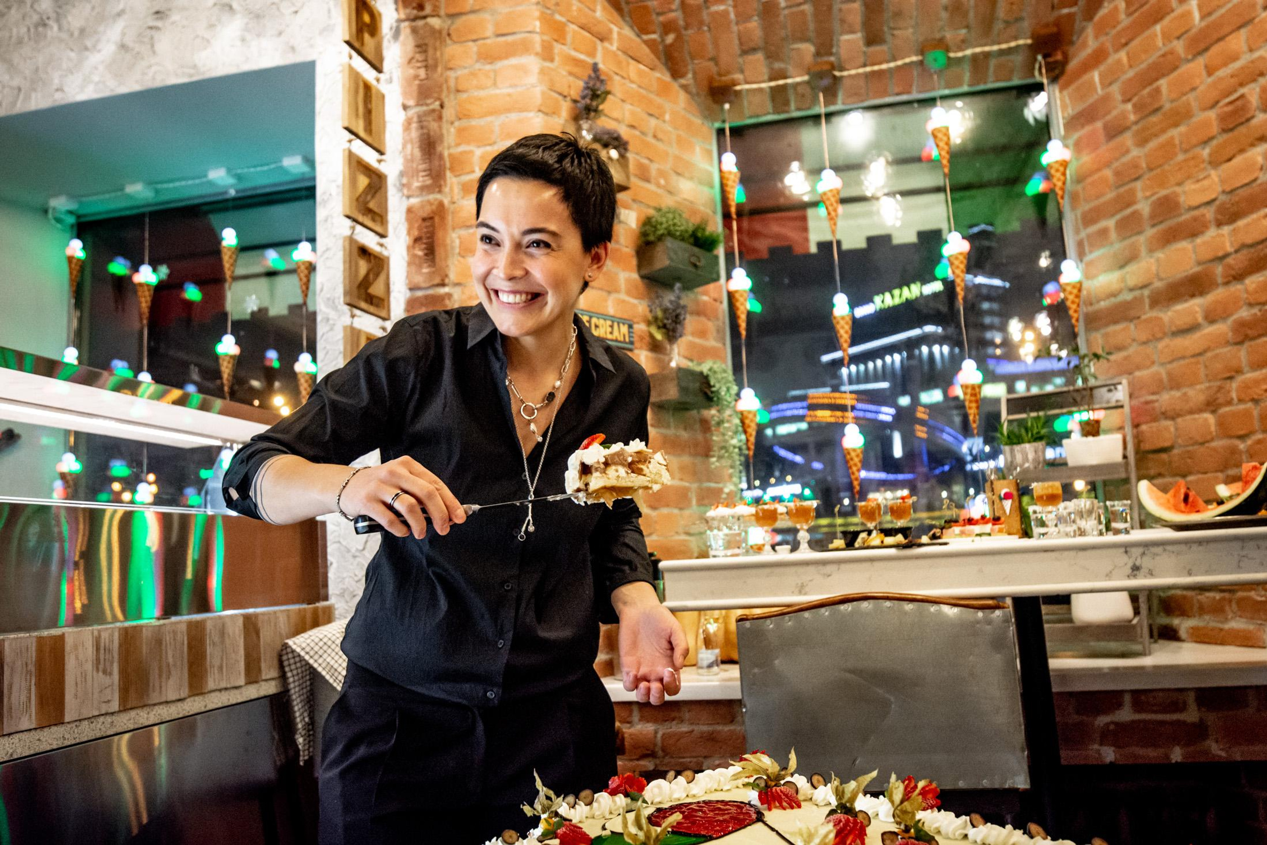 ДЕНЬ РОЖДЕНИЕ РЕСТОРАНА РОЖОК