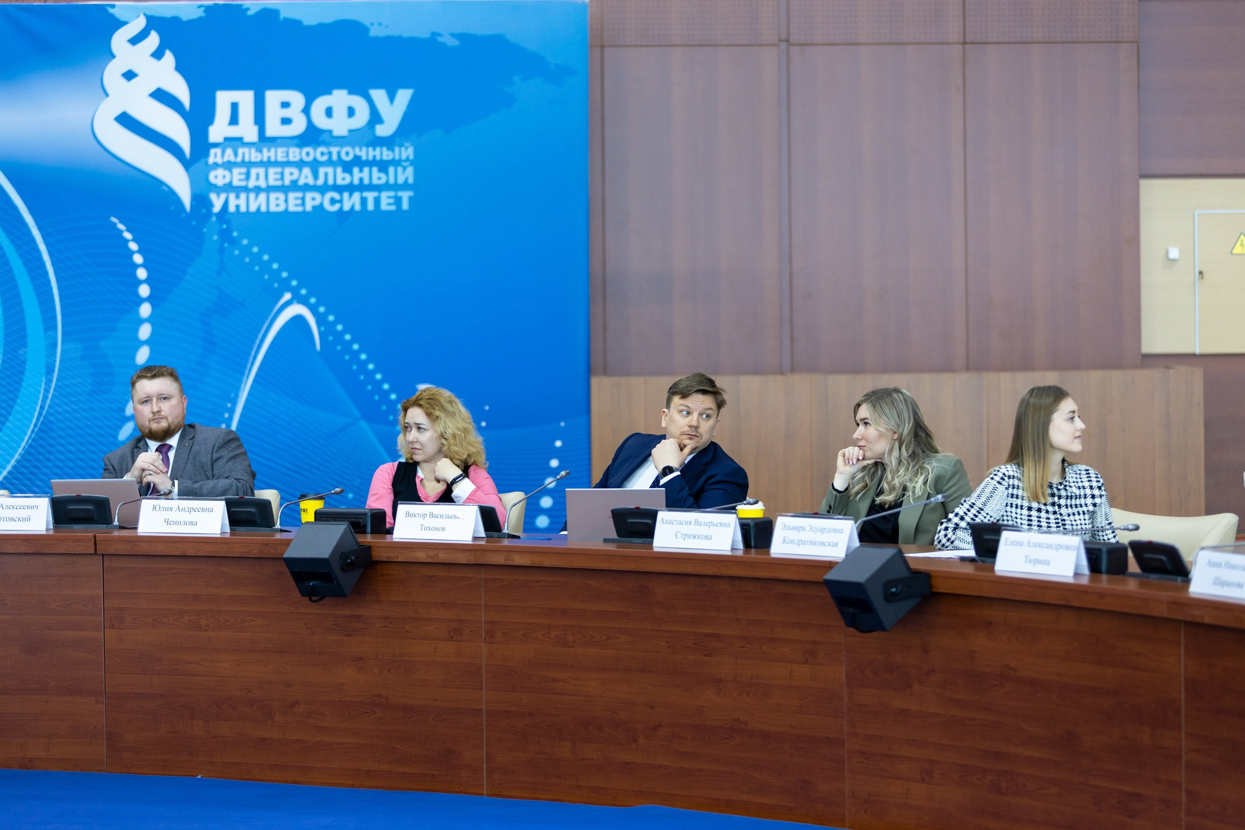 День FESCO в ДВФУ. Репортажный фотограф Александр Хитров