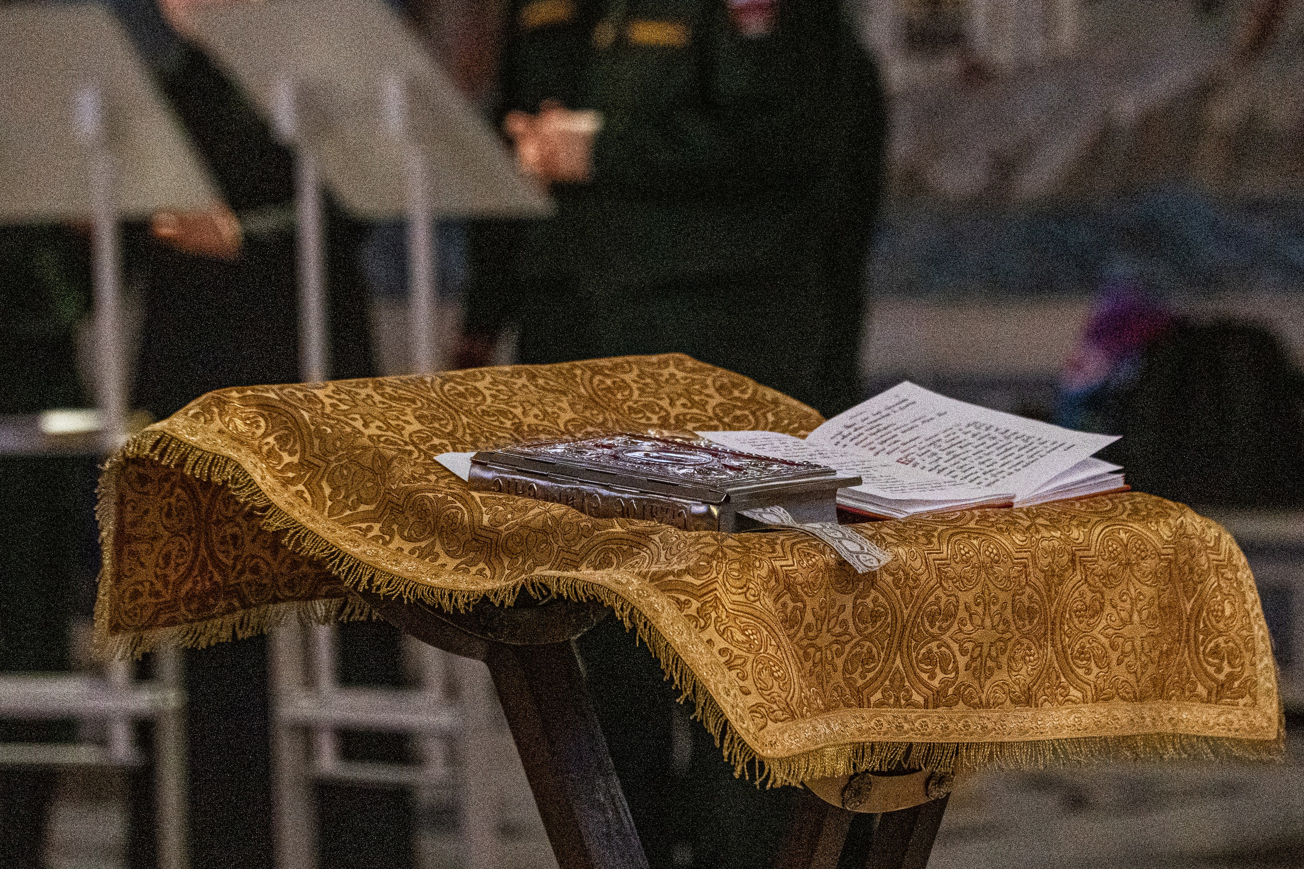 Антураж комнаты Венчания в Главном храме ВС РФ. Собор Воскресения Христова