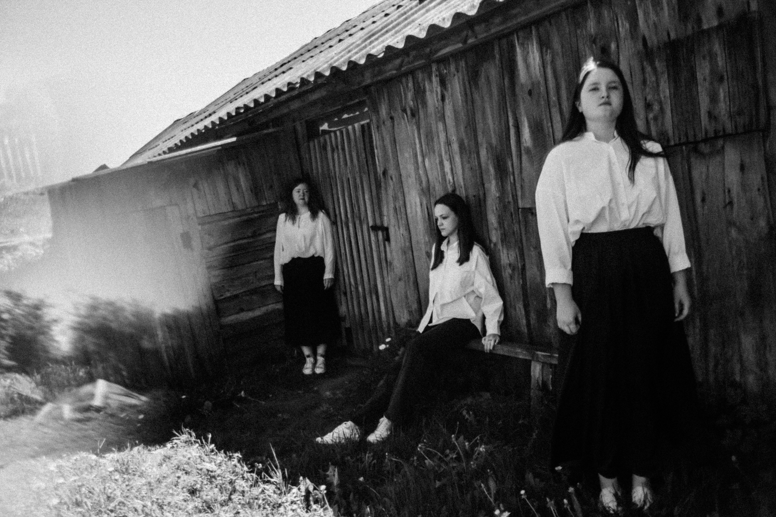 Три девицы…