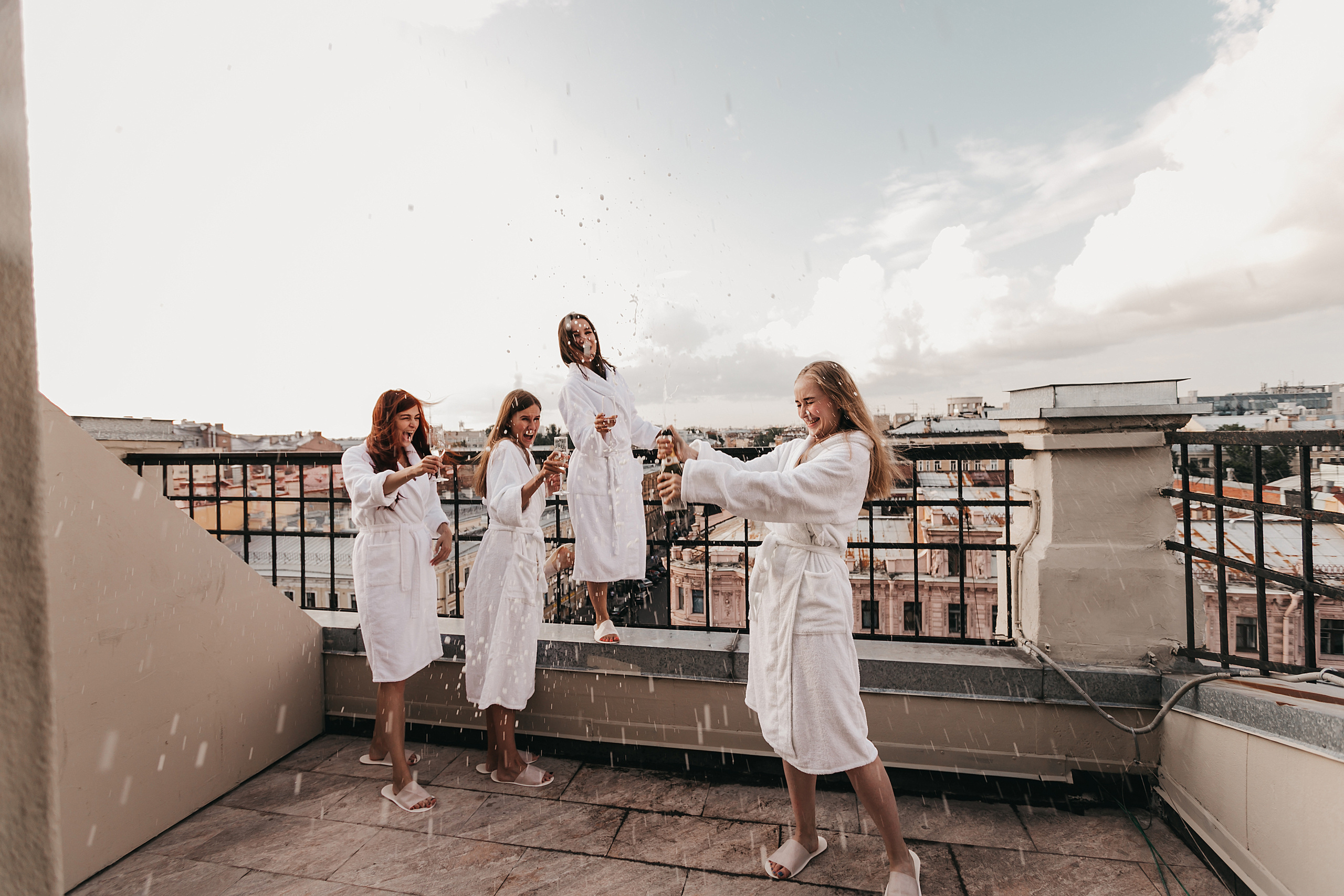 ДИВИЧНИИК ГАЛИ)