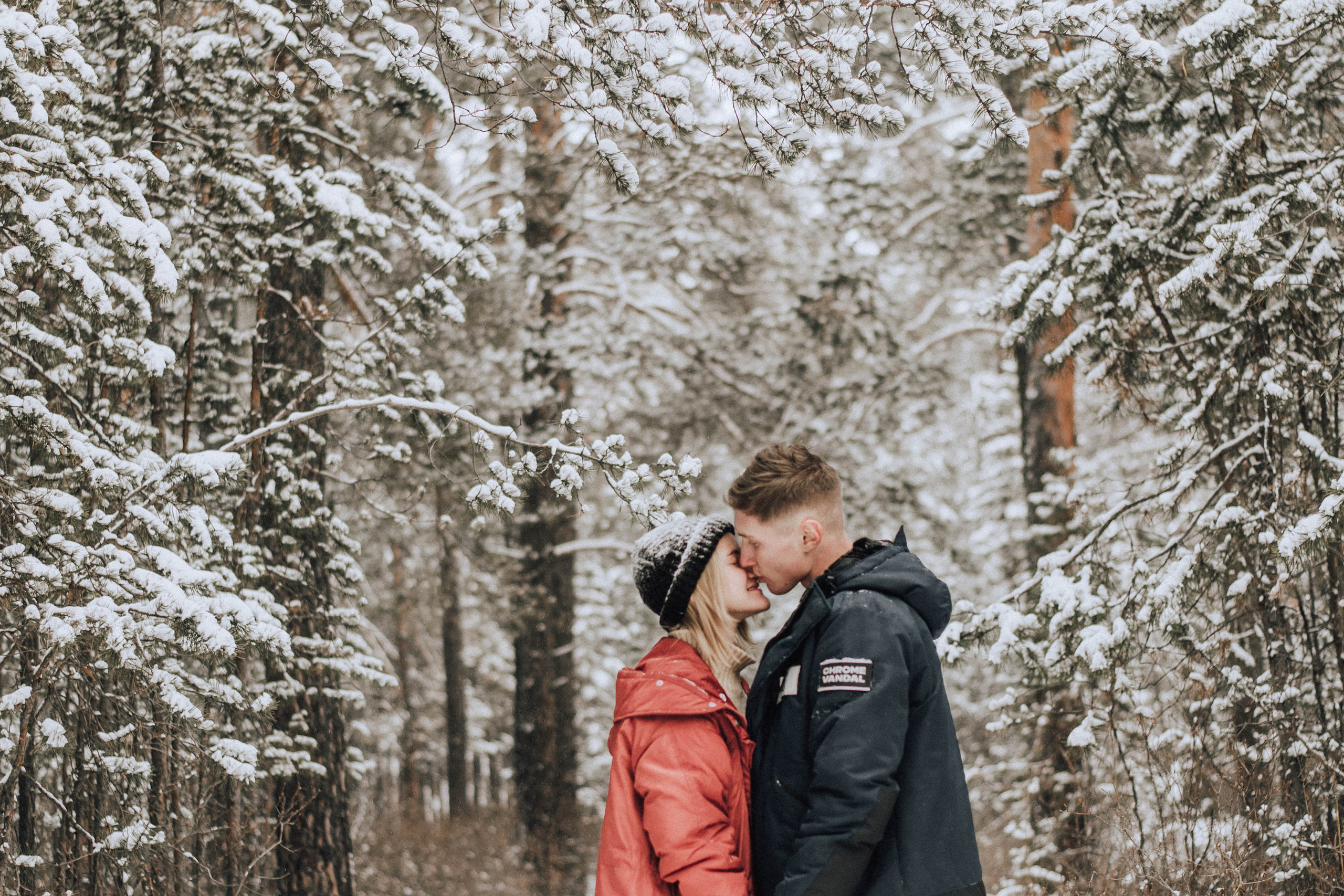 Саша и Юля (winter story)