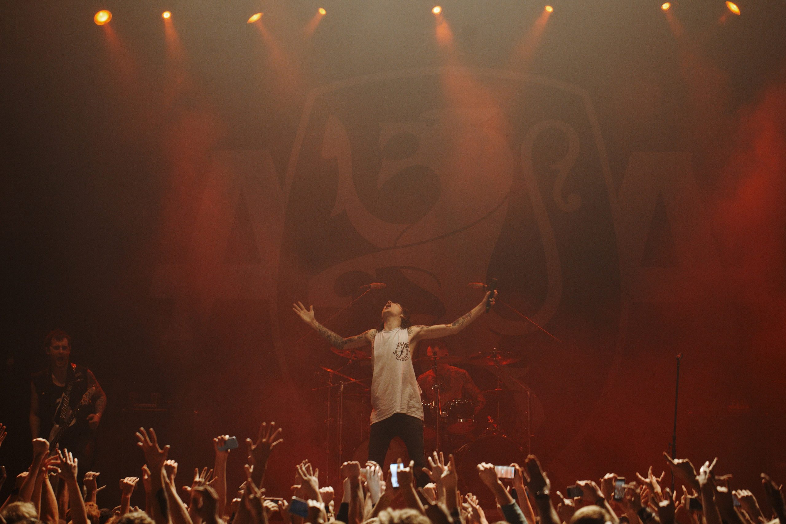 Концерты и спектакли