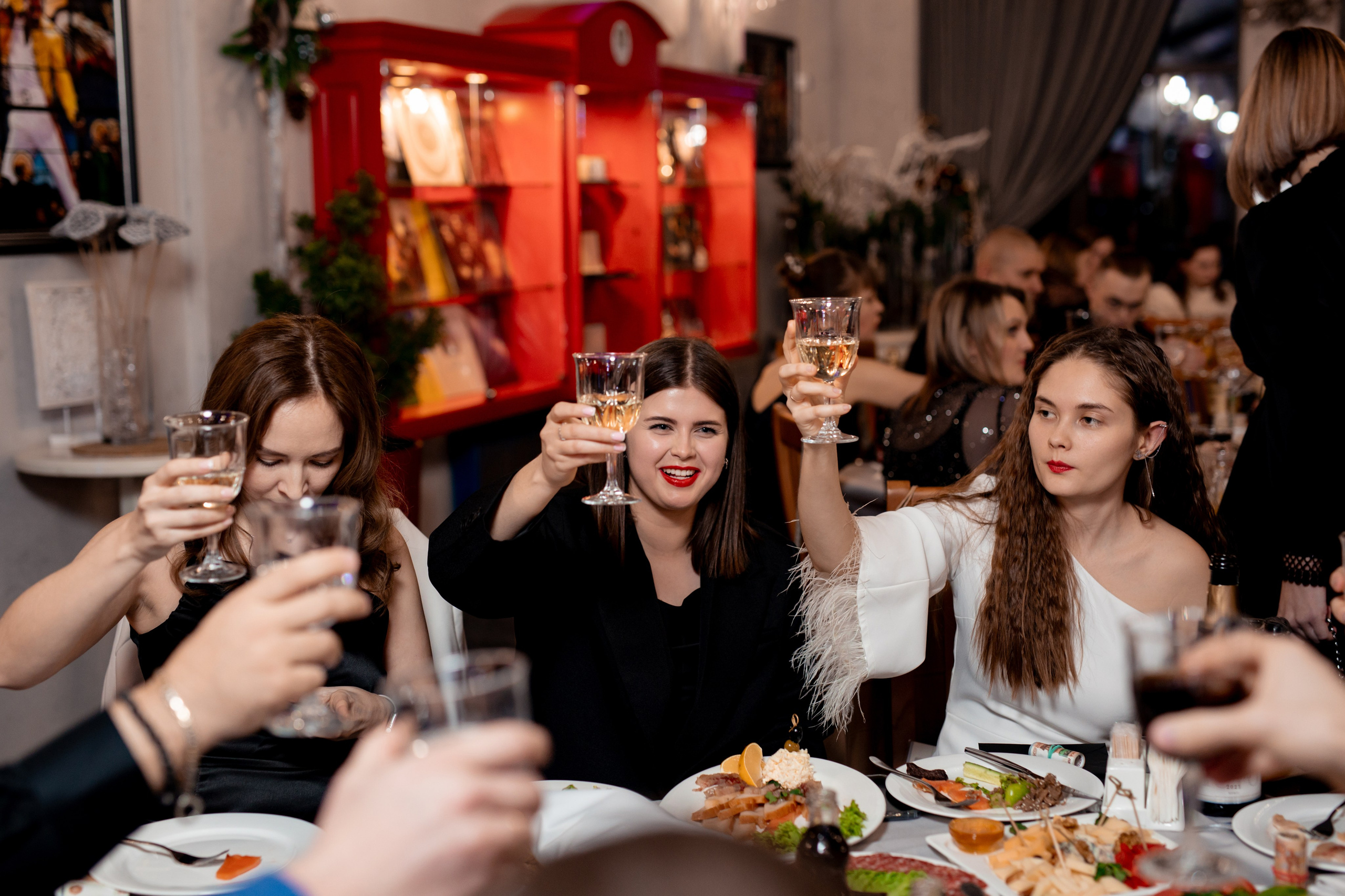 Корпоратив в ресторане «Авангард»