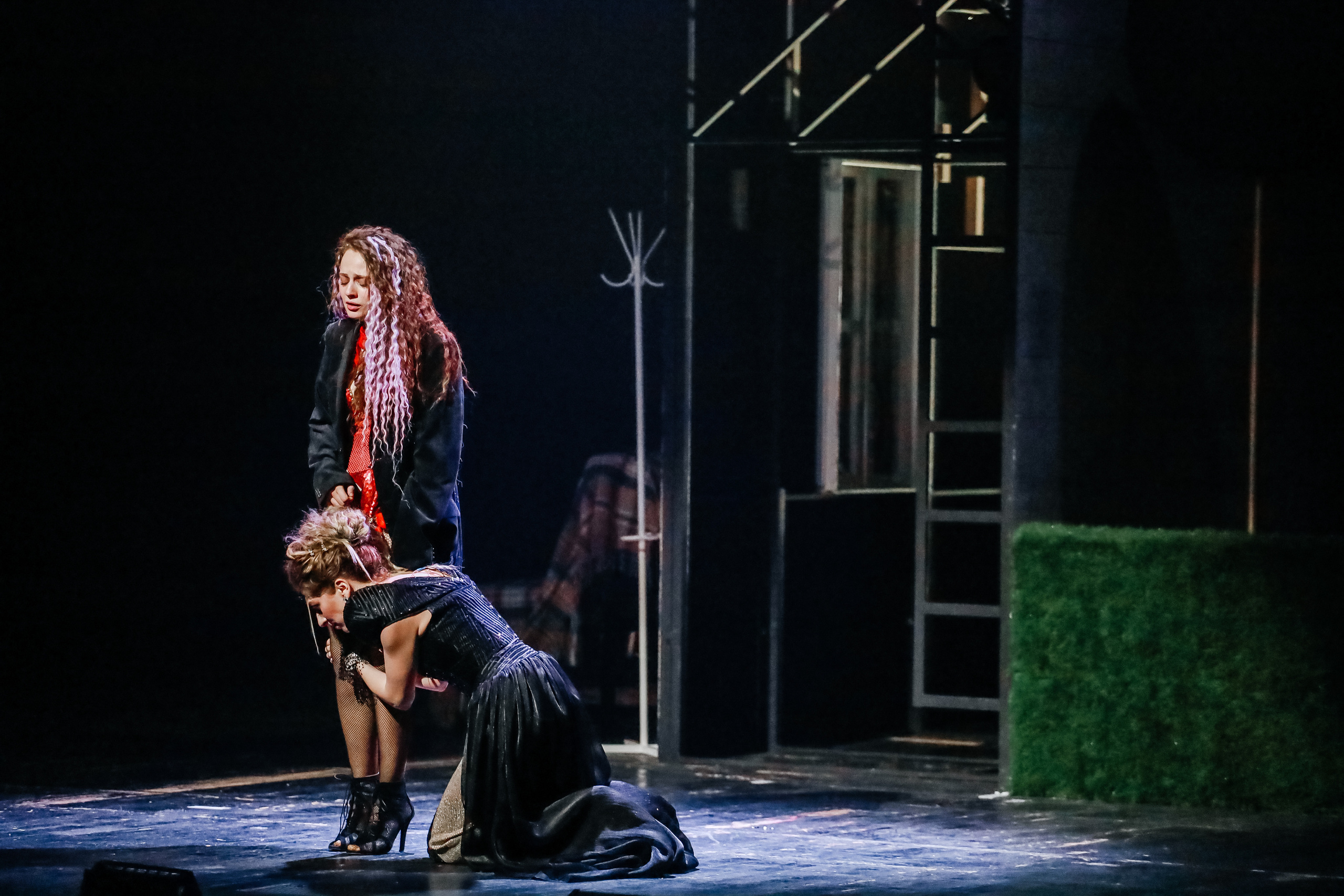 «Коварство и любовь». Молодежный театр Алтая. Режиссёр Алексей Серов