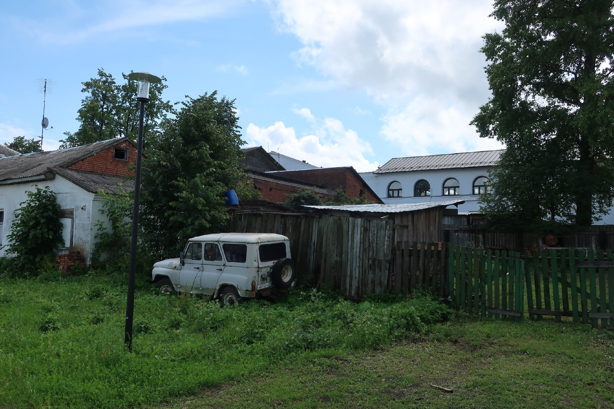 Фотопрогулки. Проект «Фотокладовка»: блог уличной фотографии в формате street photo
