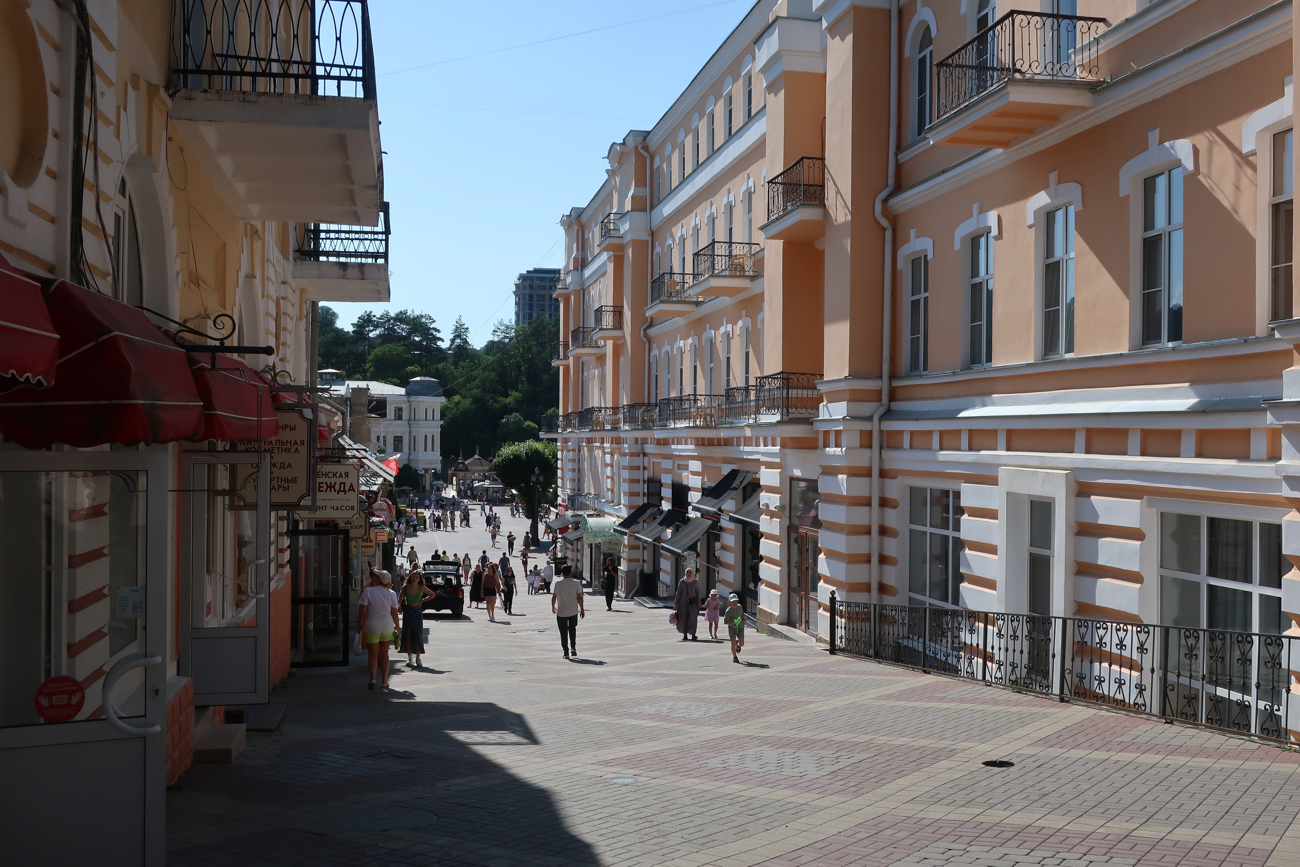 Фотопрогулки. Проект «Фотокладовка»: блог уличной фотографии в формате street photo