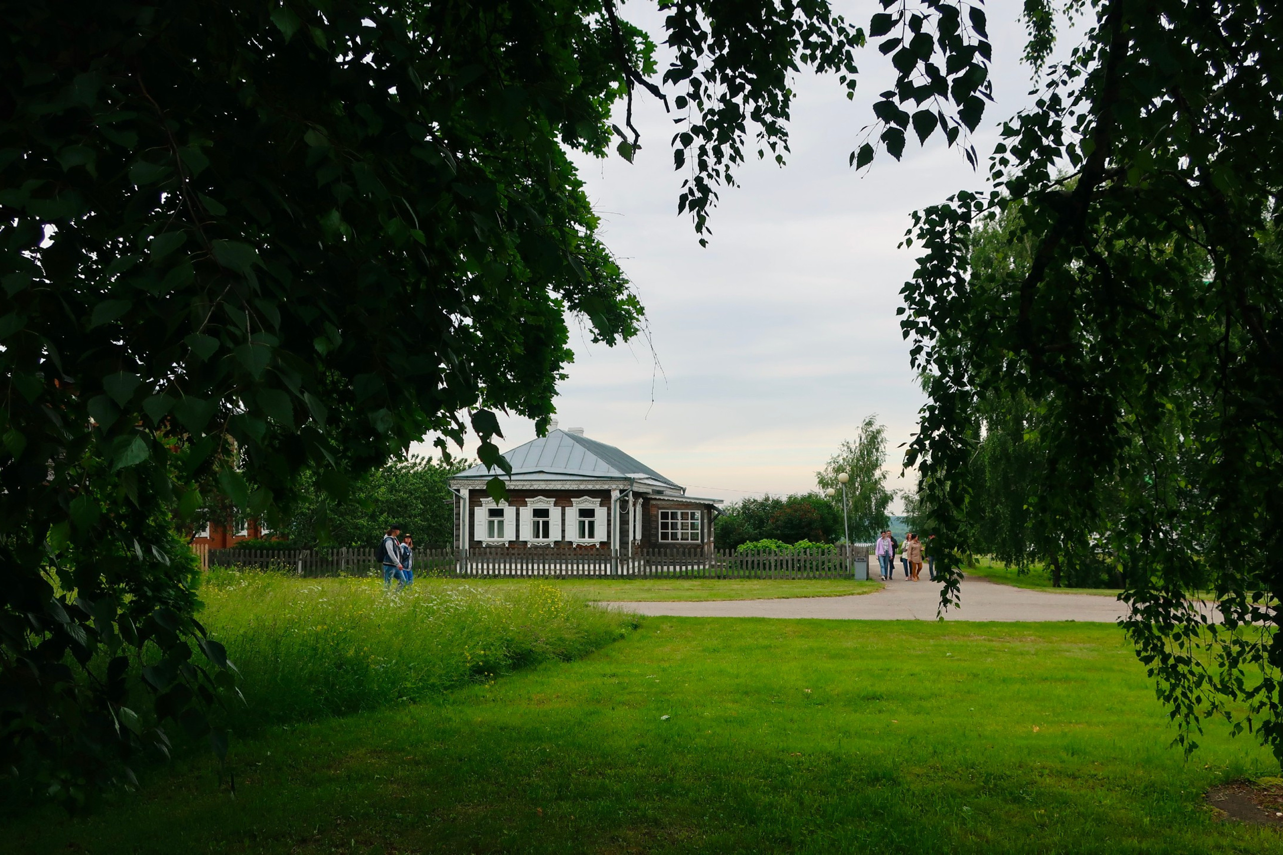 Фотопрогулки. Проект «Фотокладовка»: блог уличной фотографии в формате street photo