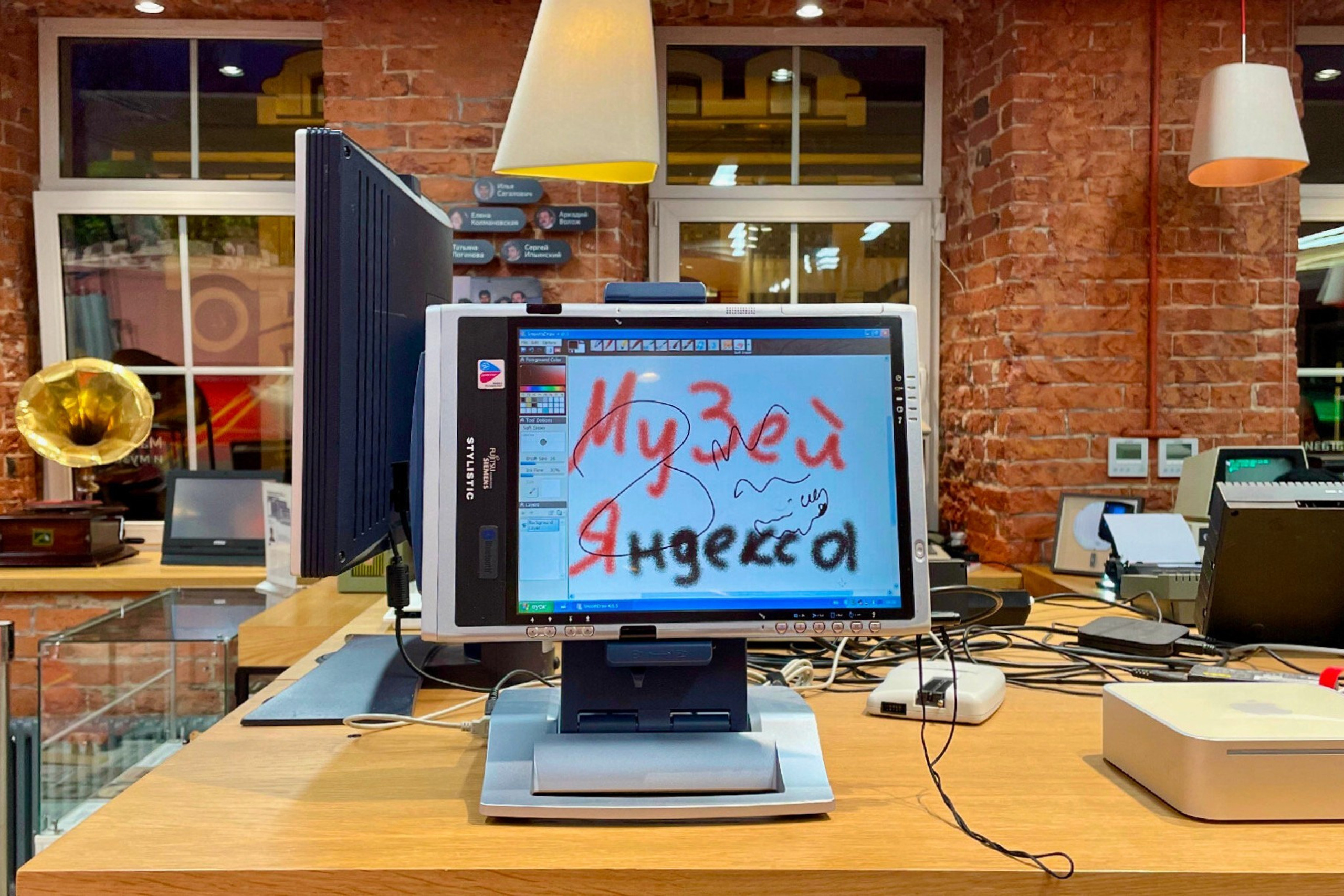 Фотопрогулки. Проект «Фотокладовка»: блог уличной фотографии в формате street photo