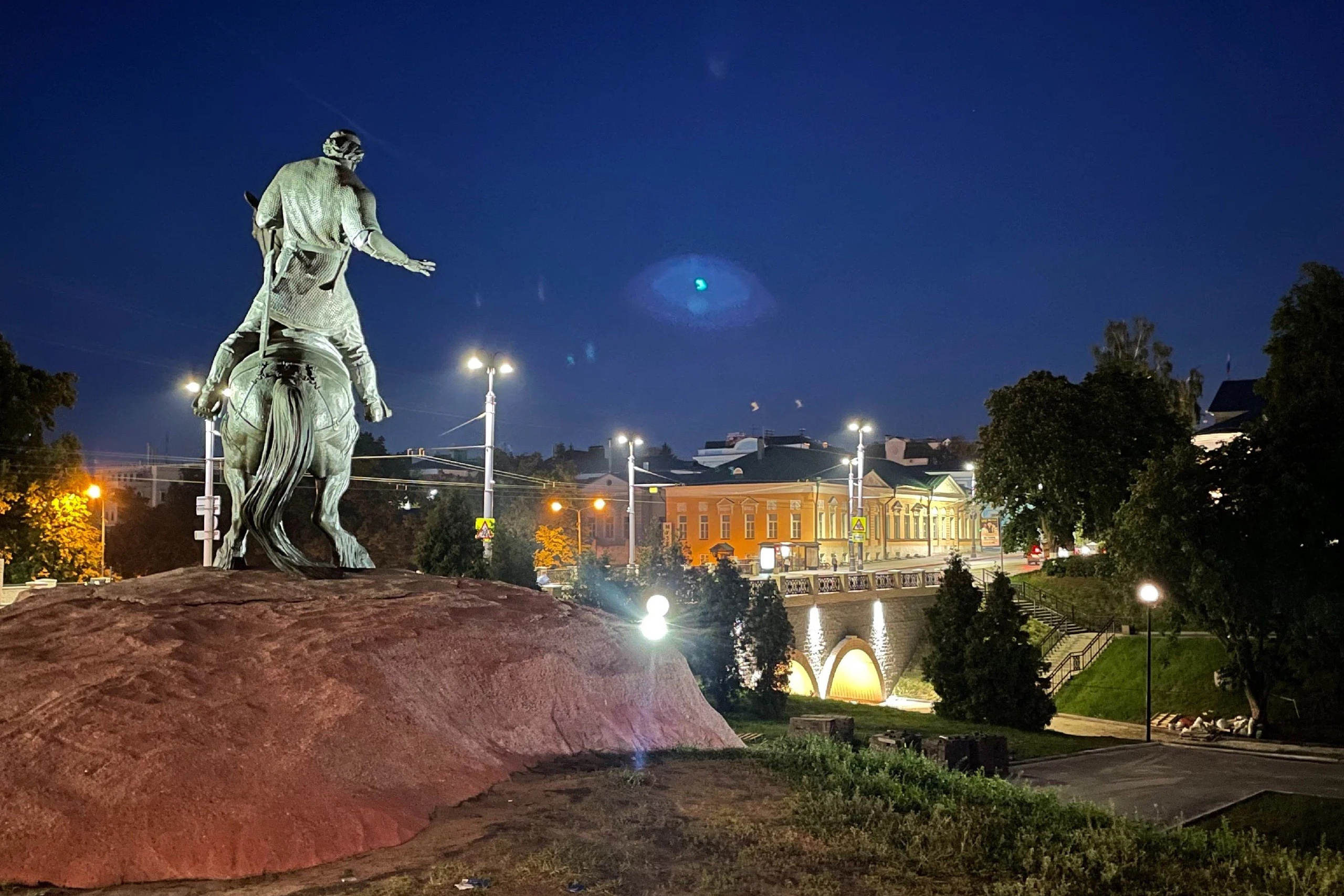 Фотопрогулки. Проект «Фотокладовка»: блог уличной фотографии в формате street photo