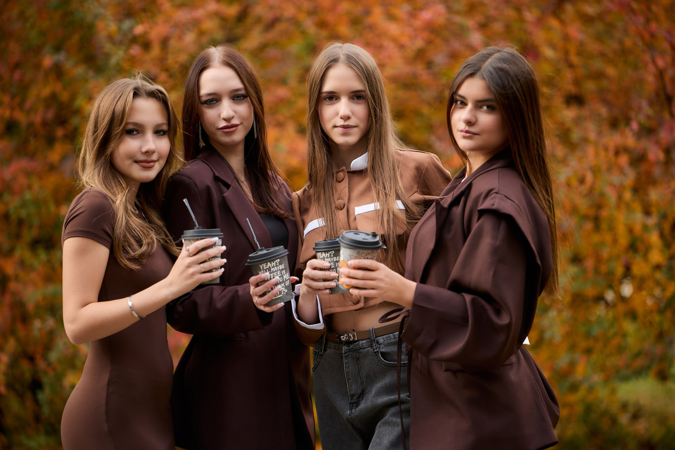 ШКОЛЬНИКИ. УЛИЦА