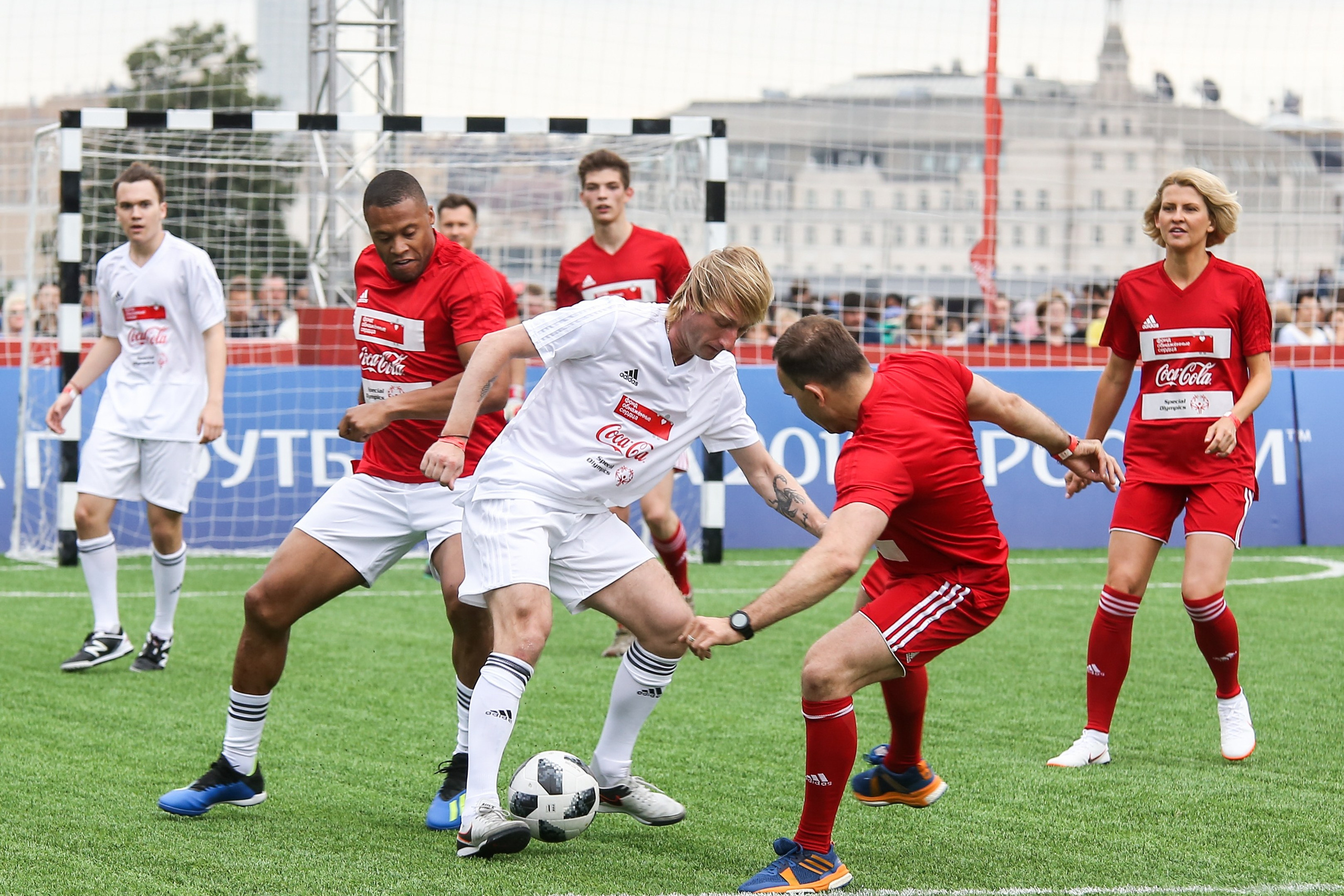 Звёздный футбольный матч