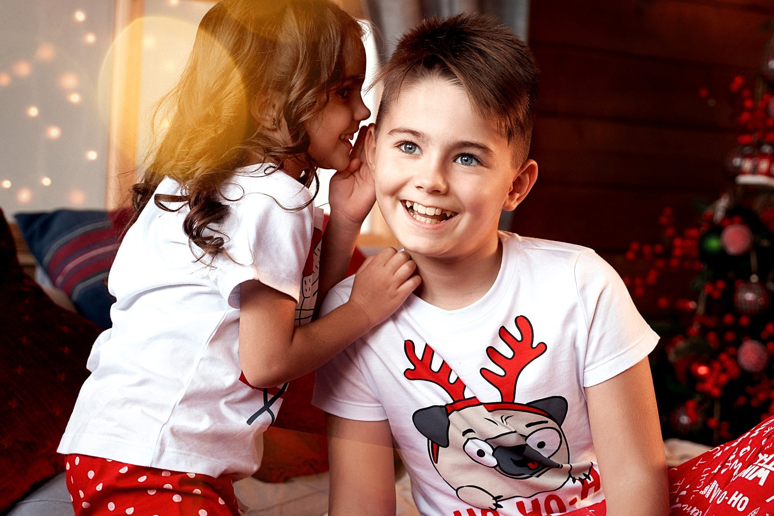 Артем и Катя.Детская