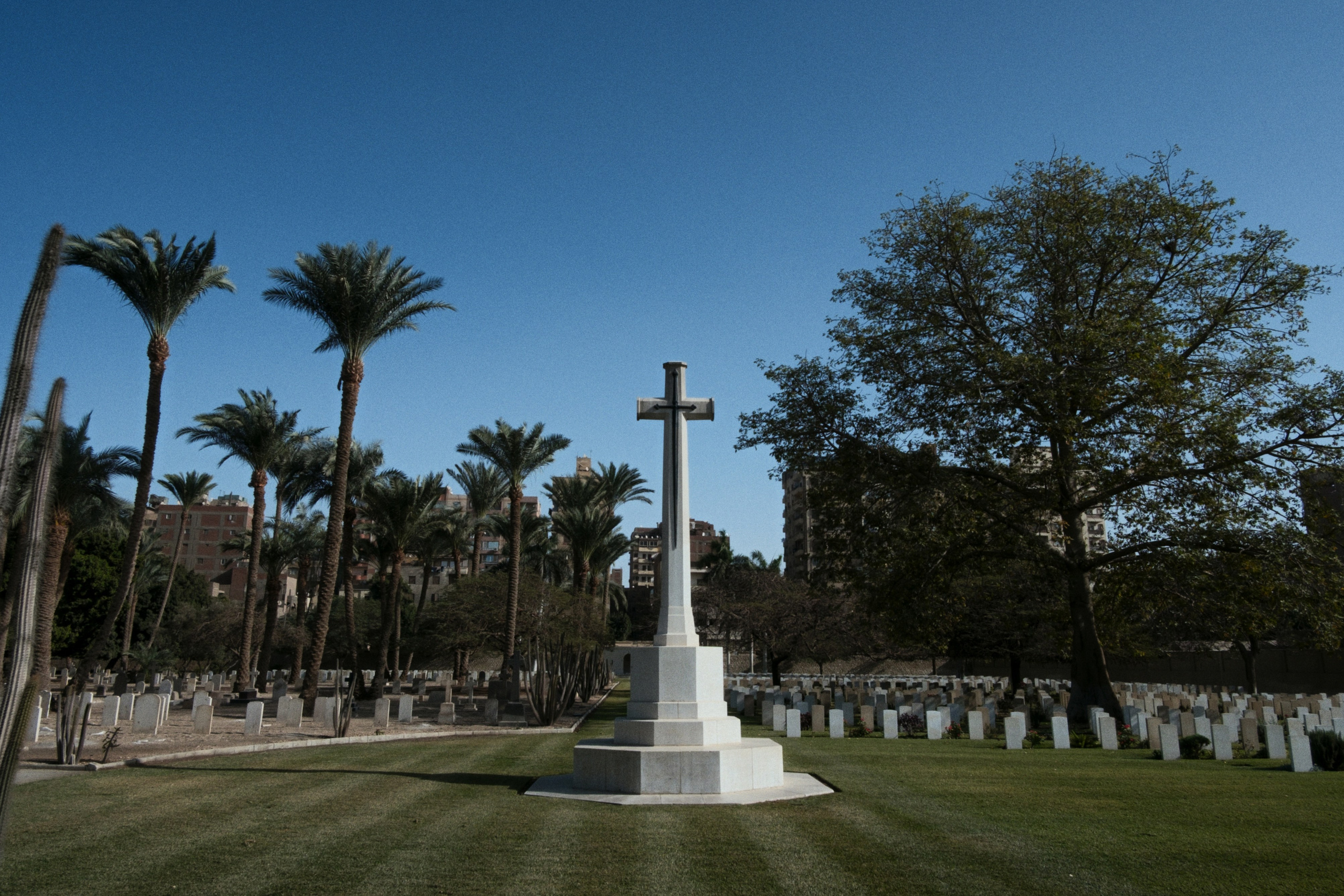 War Memorial Cemetery, Cairo / Egypt AW25