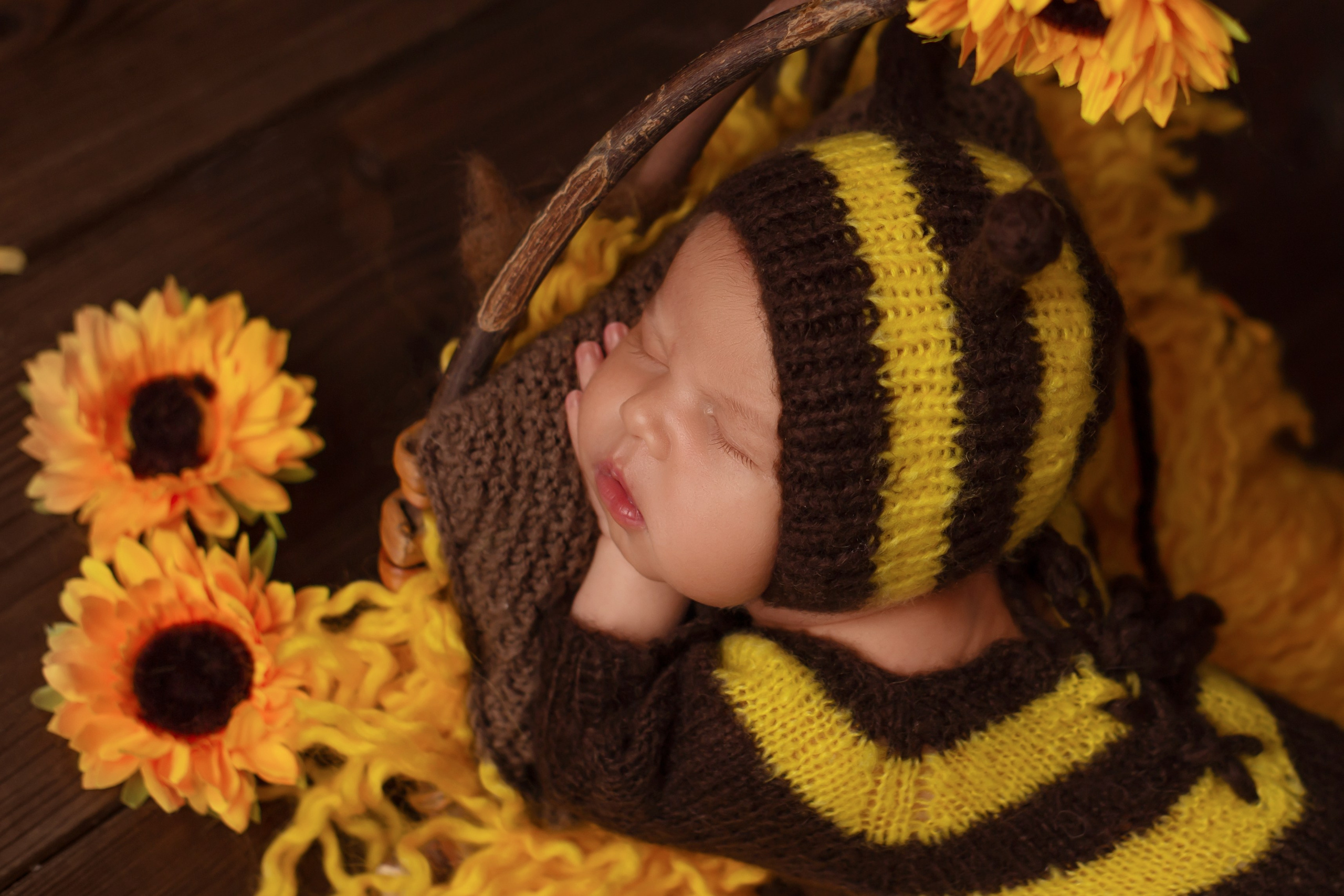 О фотосессии новорождённых. Оля Март. Фотограф новорождённых город Лида. Фотограф на годик в Лиде