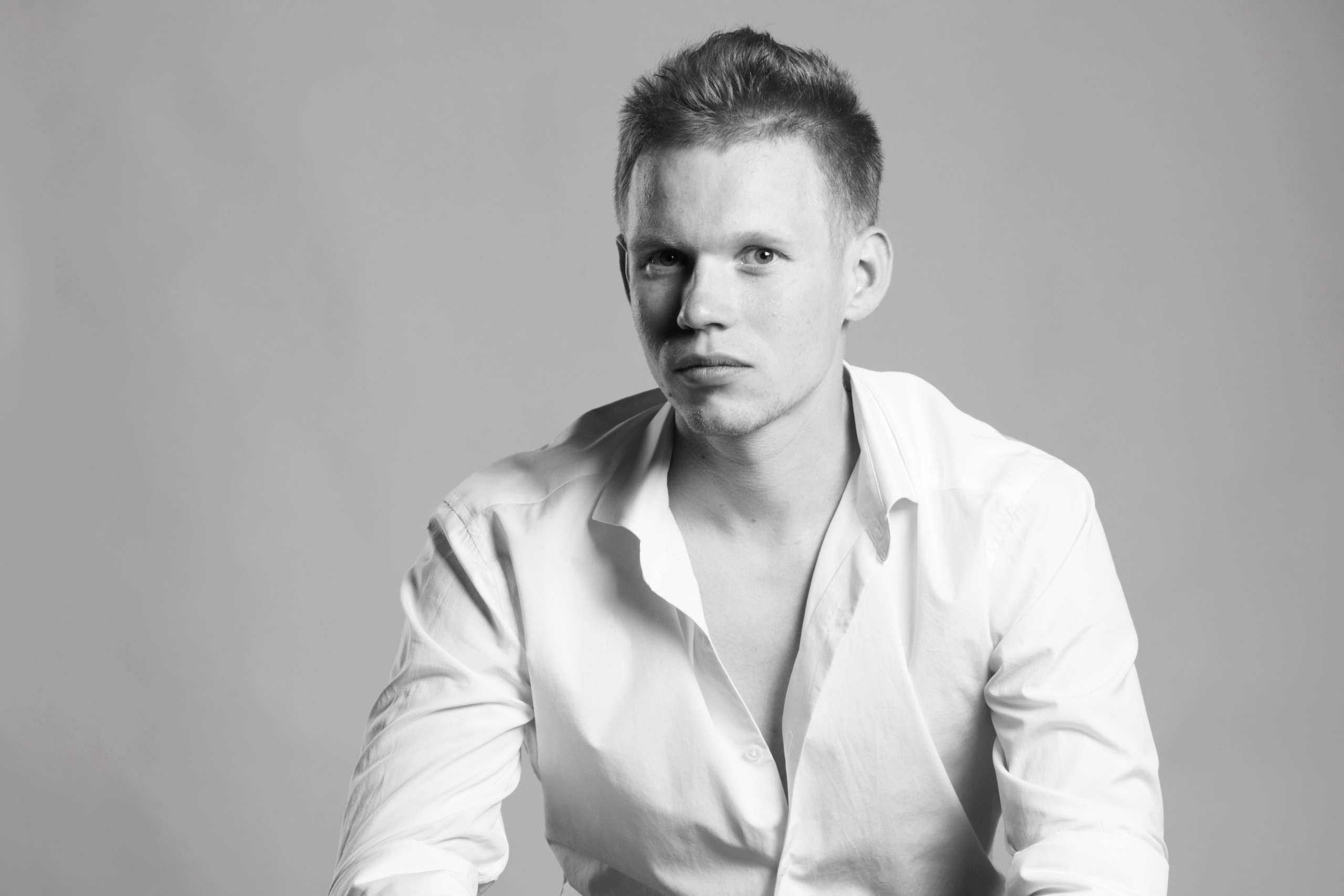 Олег, мужской портрет