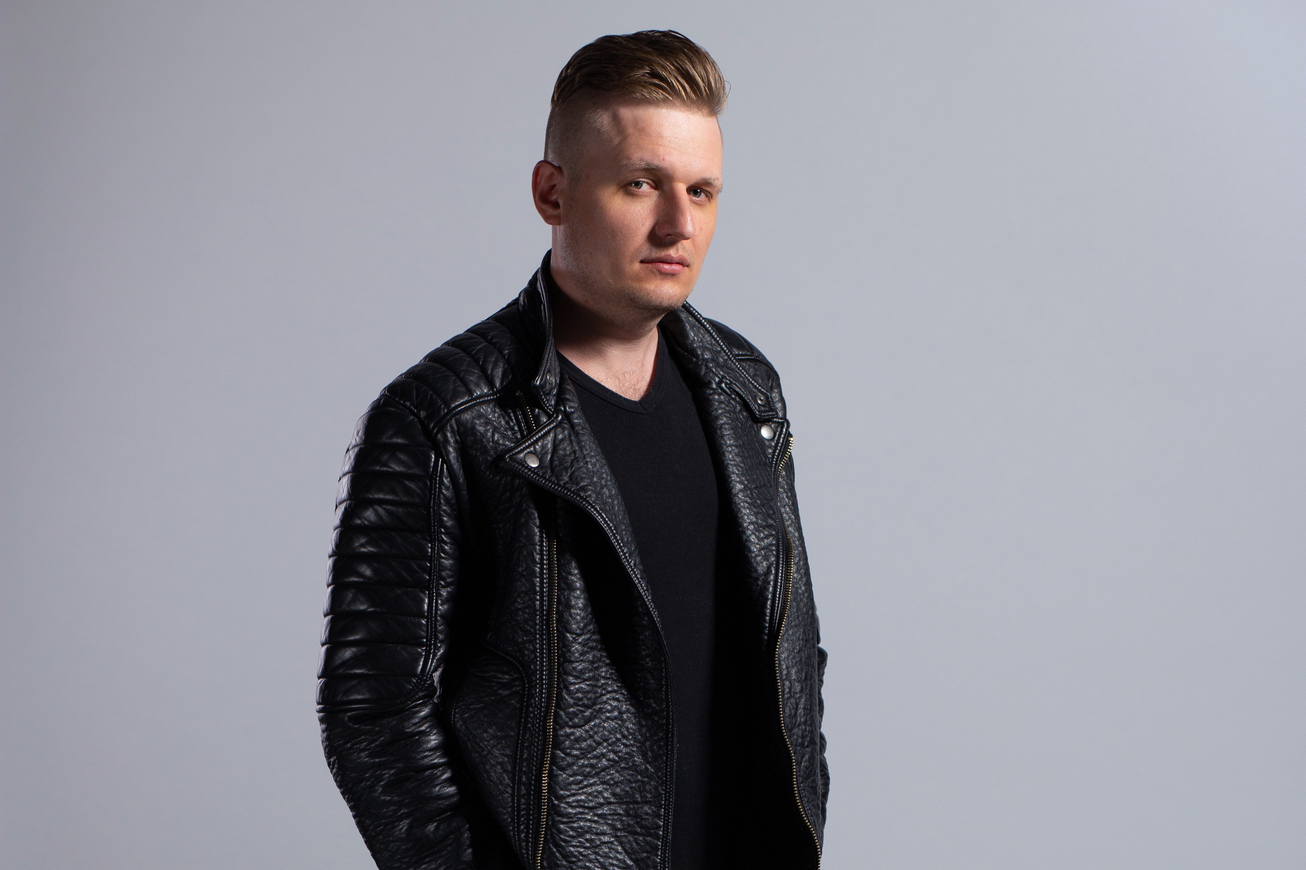 Антон, мужской портрет