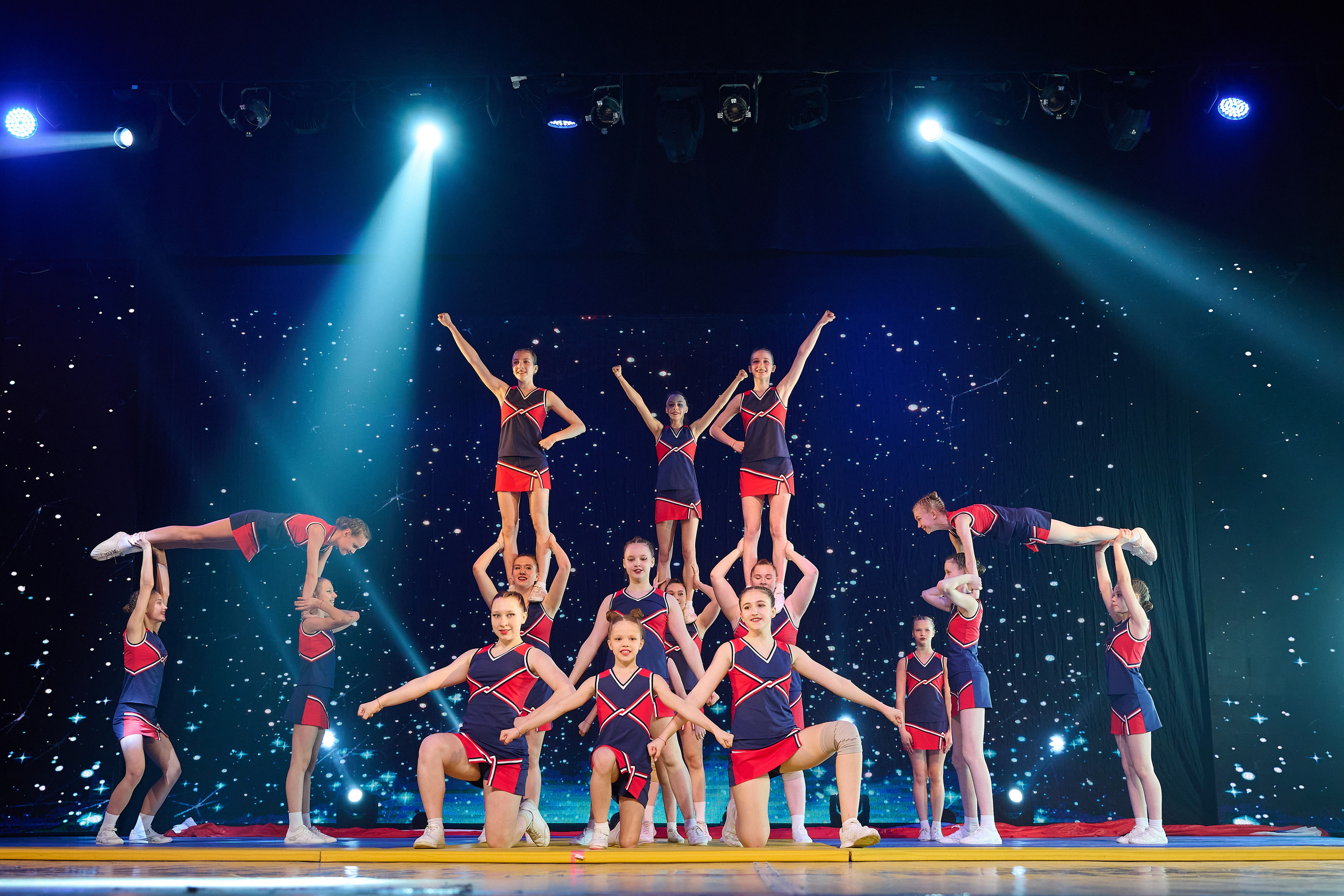 Чирлидинг (часть репортажа)