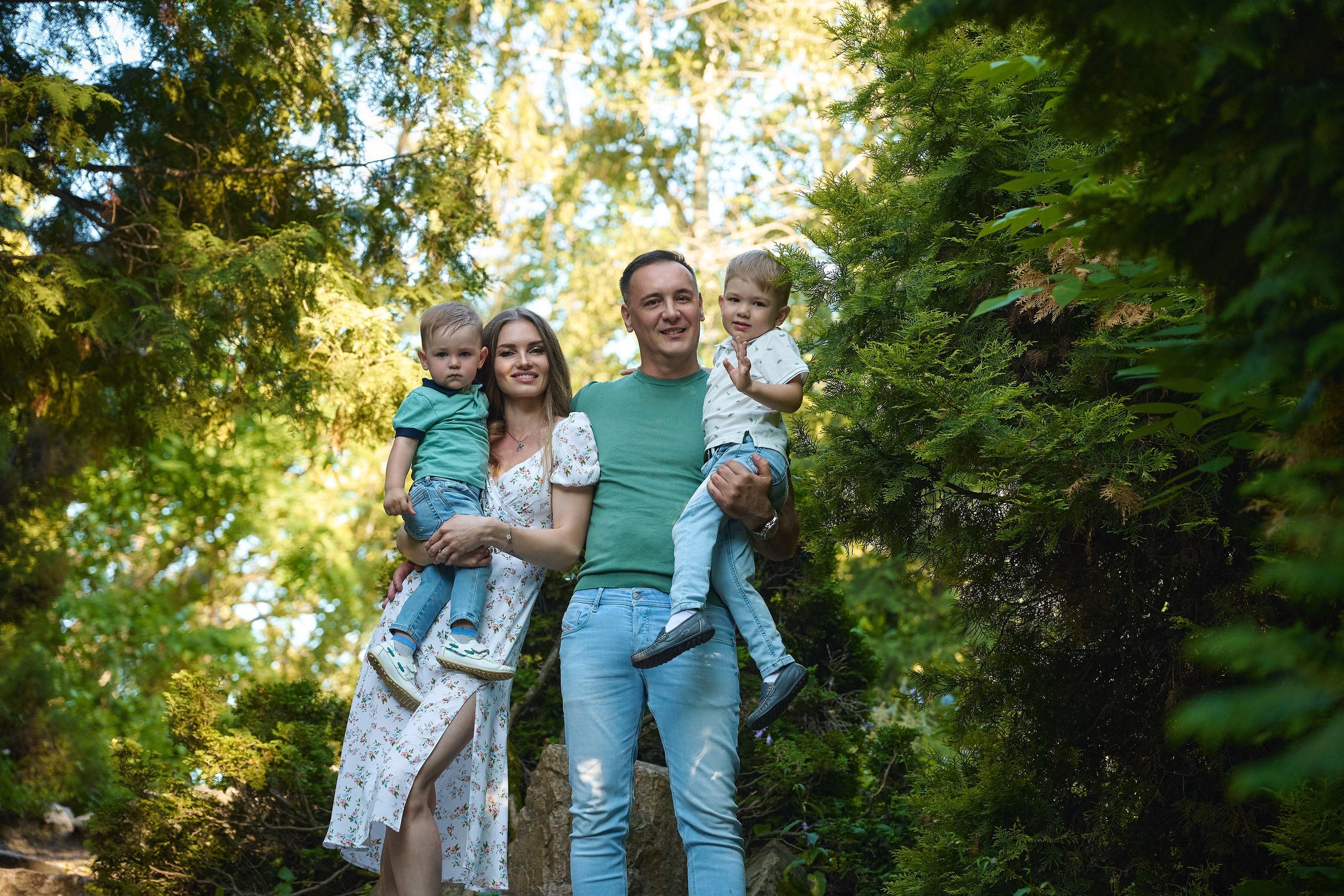 Елена и семья