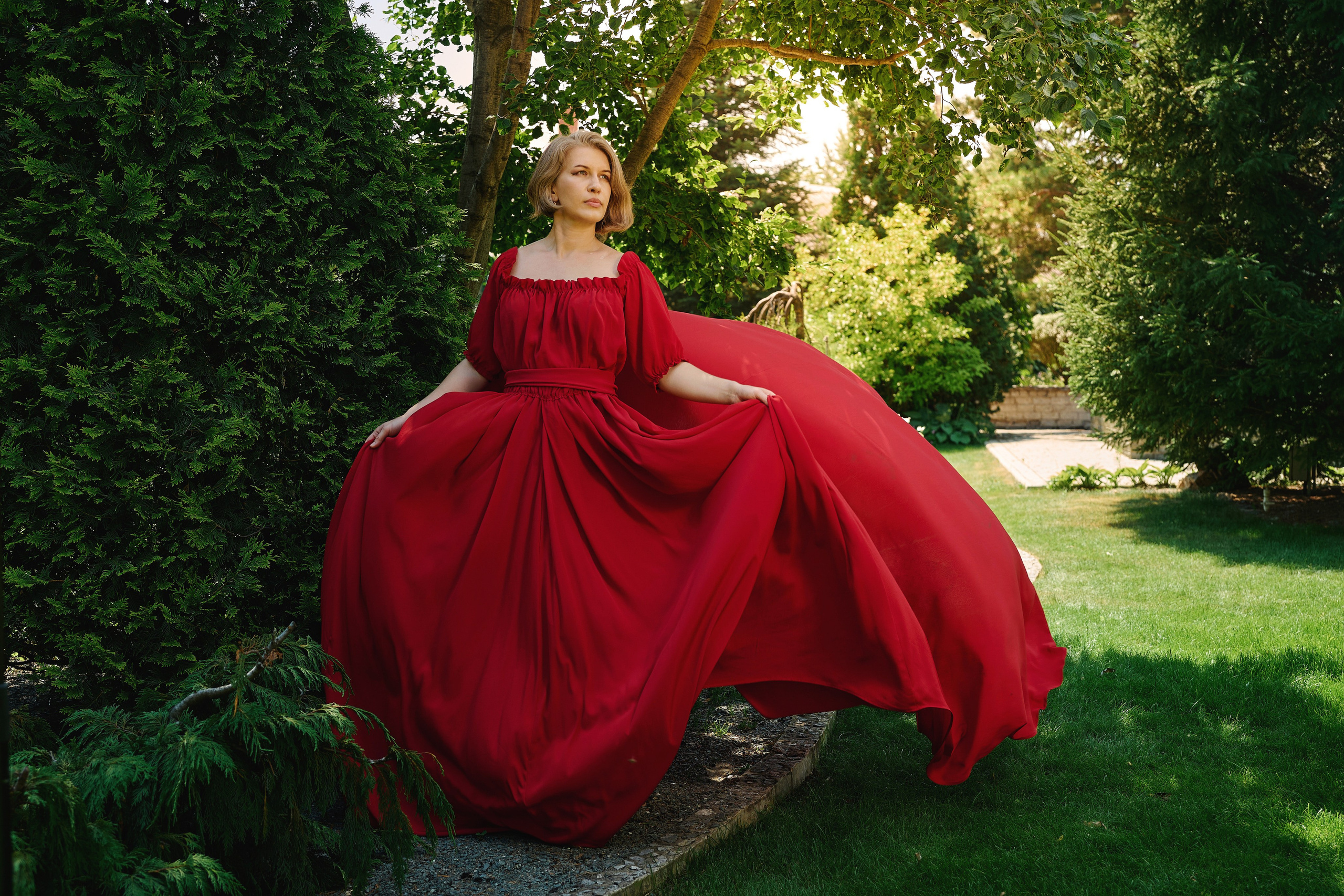 Фото в саду Марии