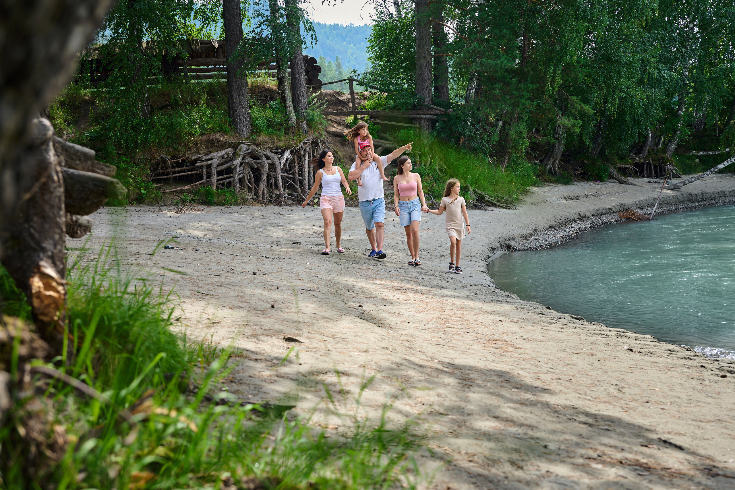 Дмитрий, Татьяна, Дарья, Мария и Александра