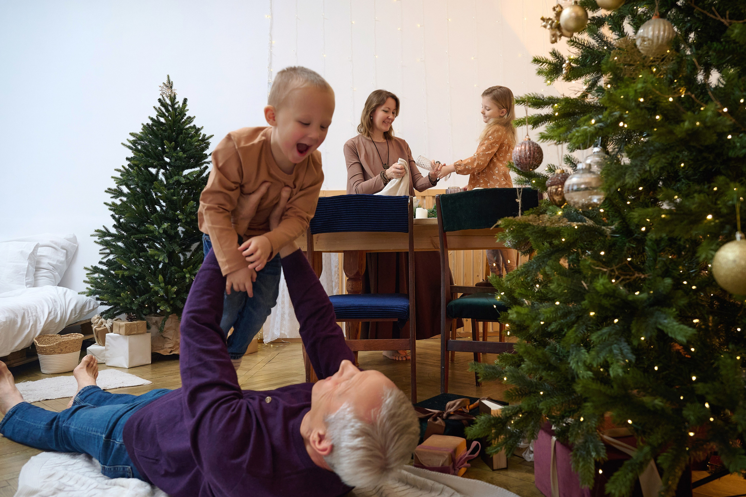 Алиса семейная