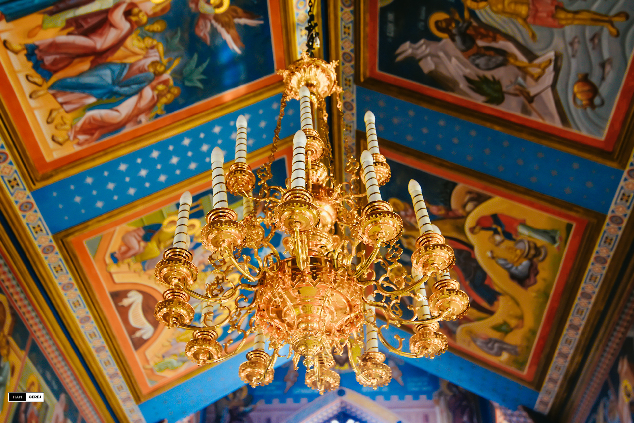 «Церковь всех Крымских святых и Федора Стратилата» Крещение Алушта. Фотограф в Крыму Григорий