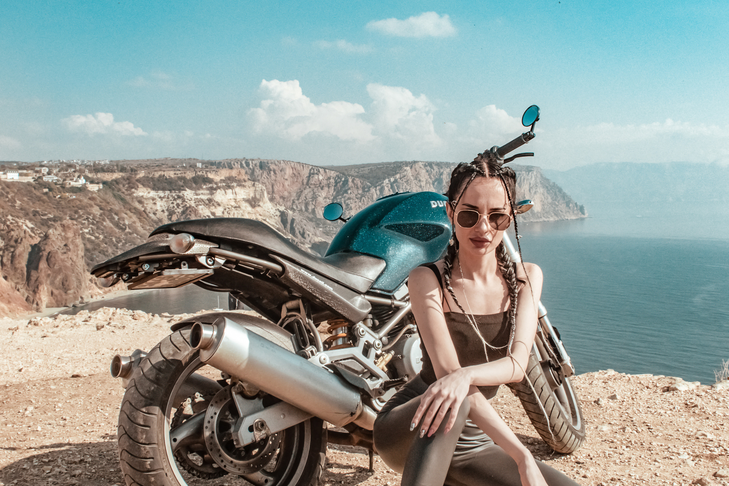 TAISIA. Фотограф в Крыму Григорий