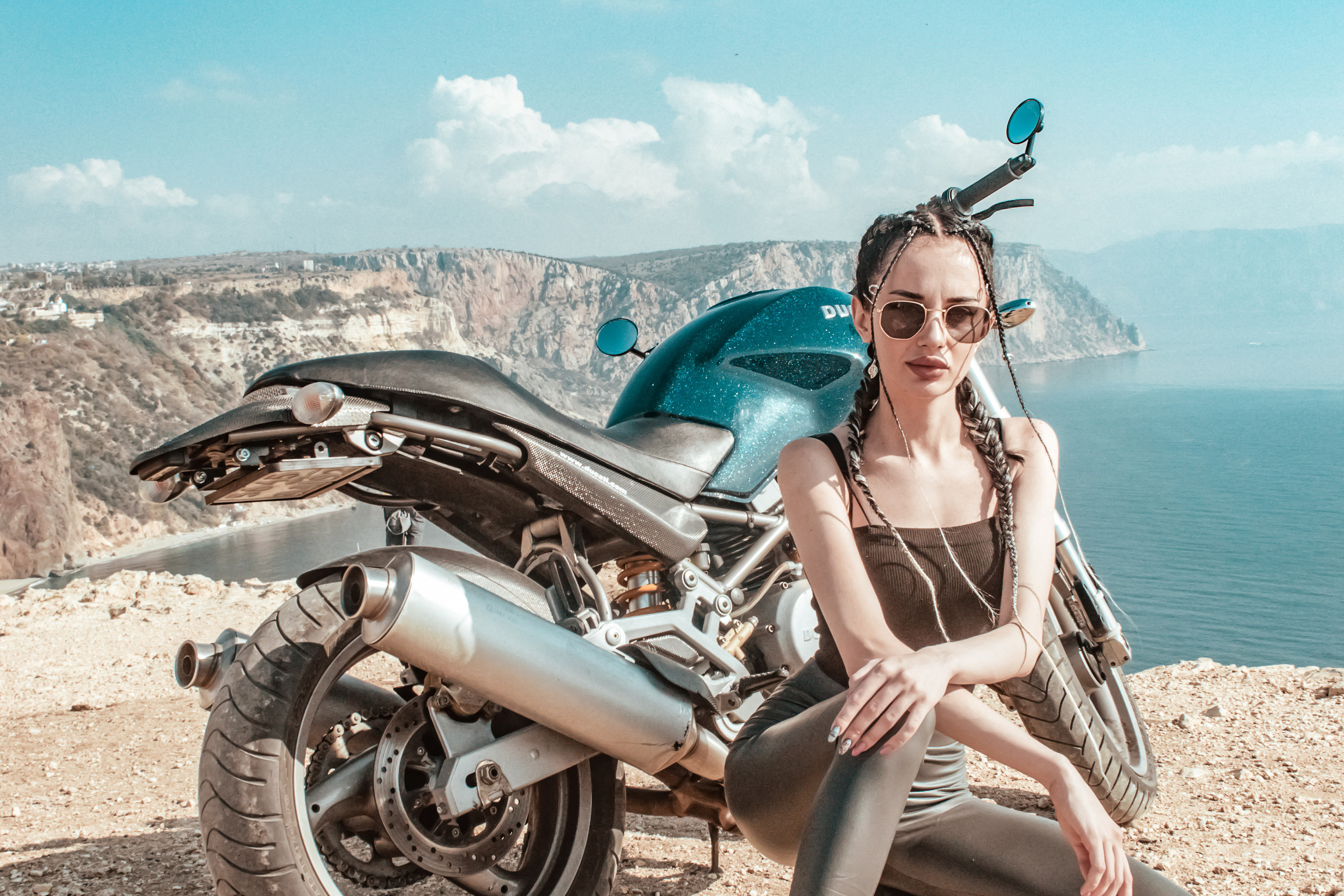 TAISIA. Фотограф в Крыму Григорий