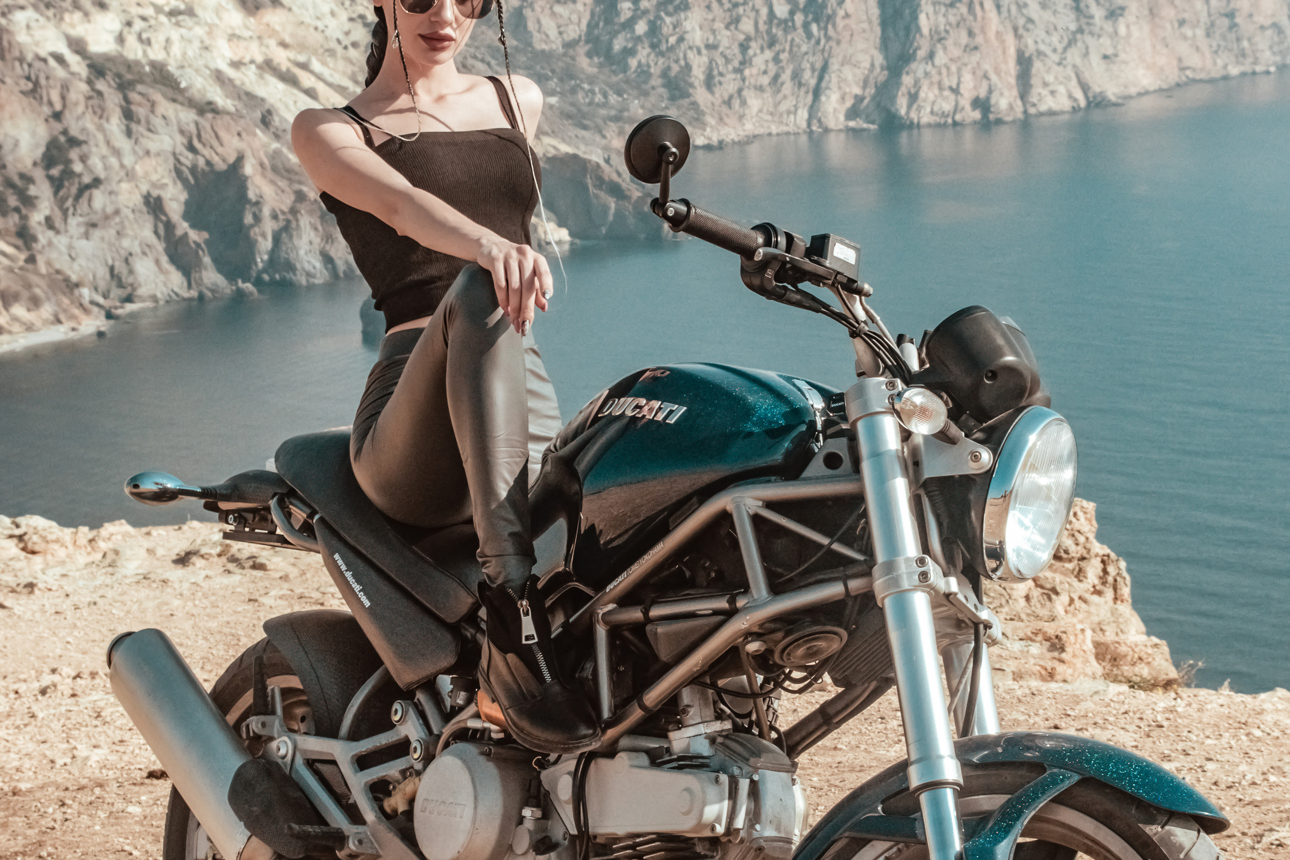 TAISIA. Фотограф в Крыму Григорий