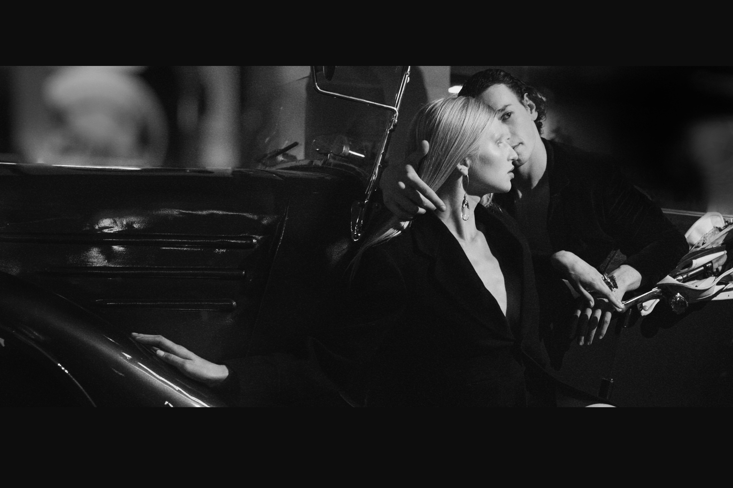 Черно-белое кино