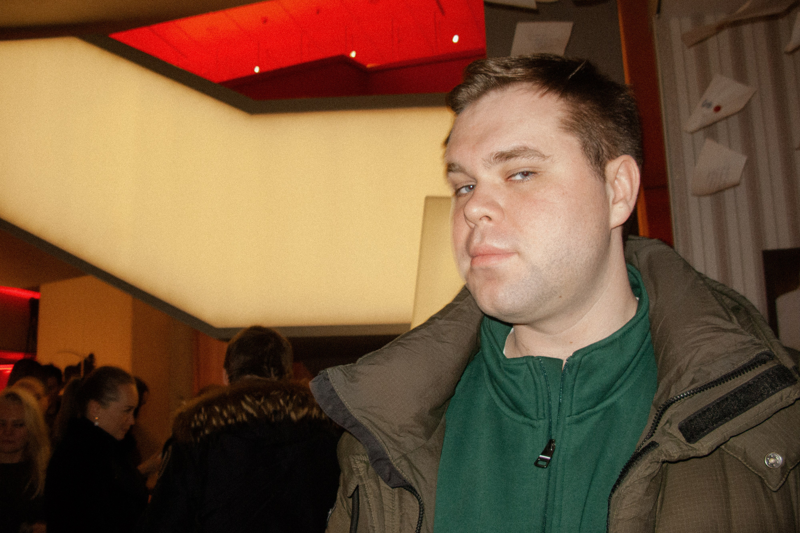 Jan. Фотограф Миланазавр