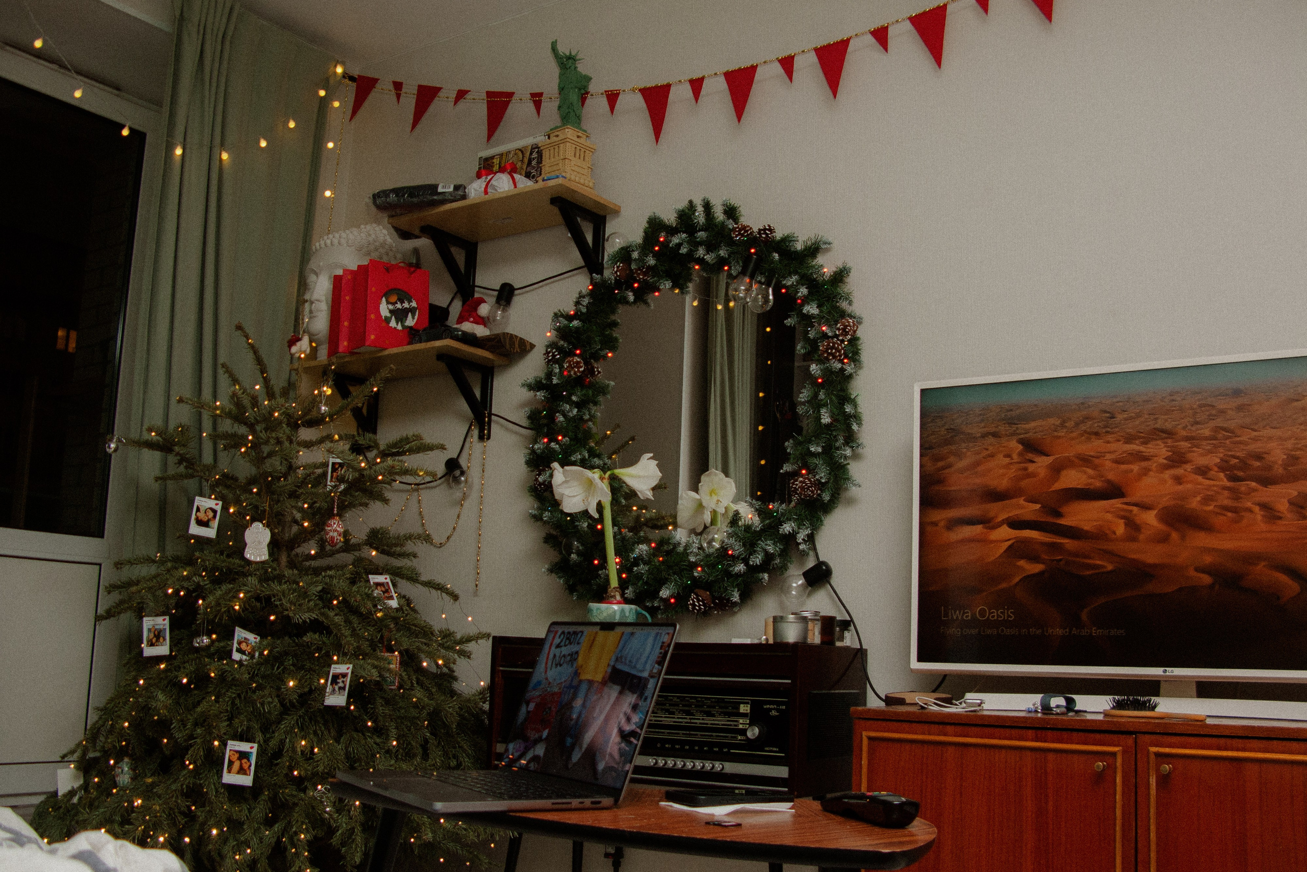 Jan. Фотограф Миланазавр