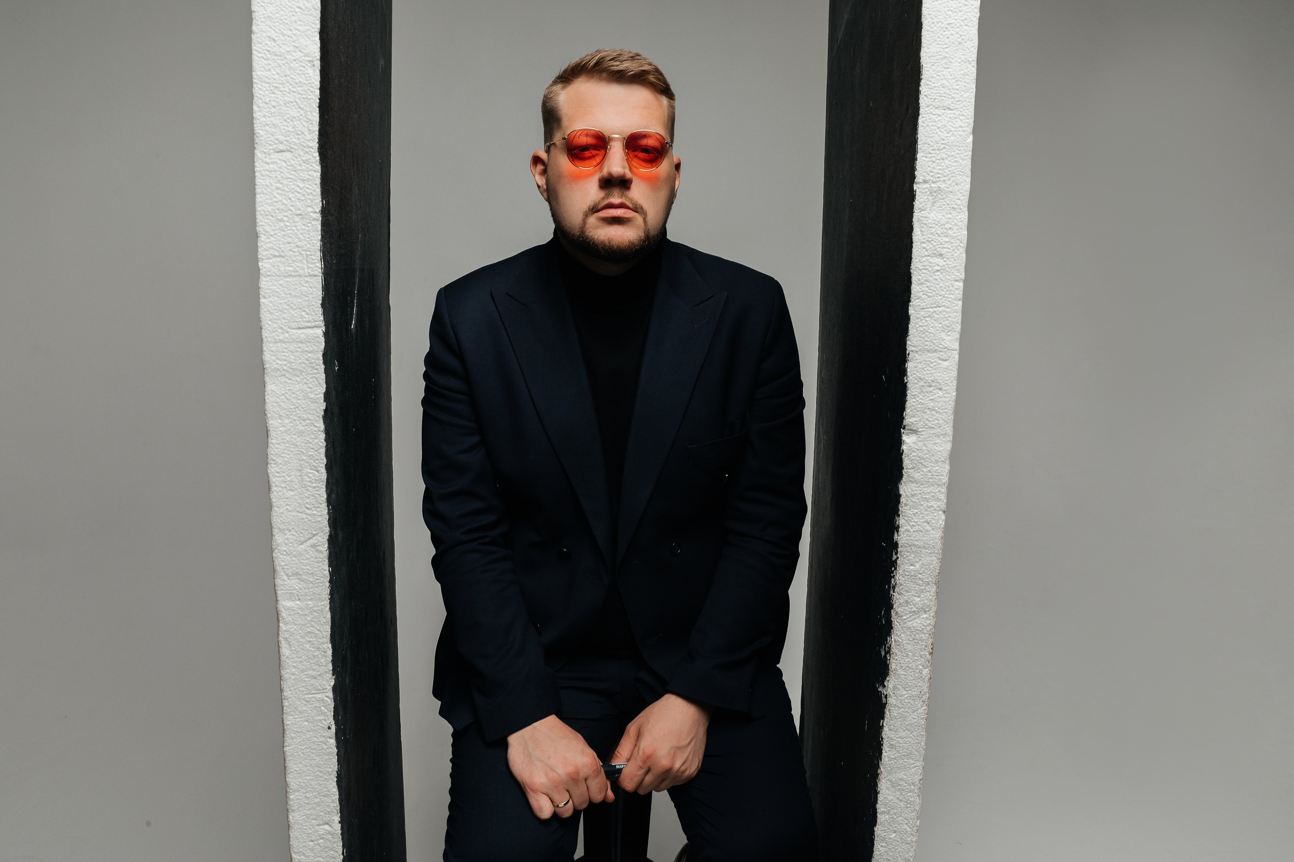 Денис бизнес портрет