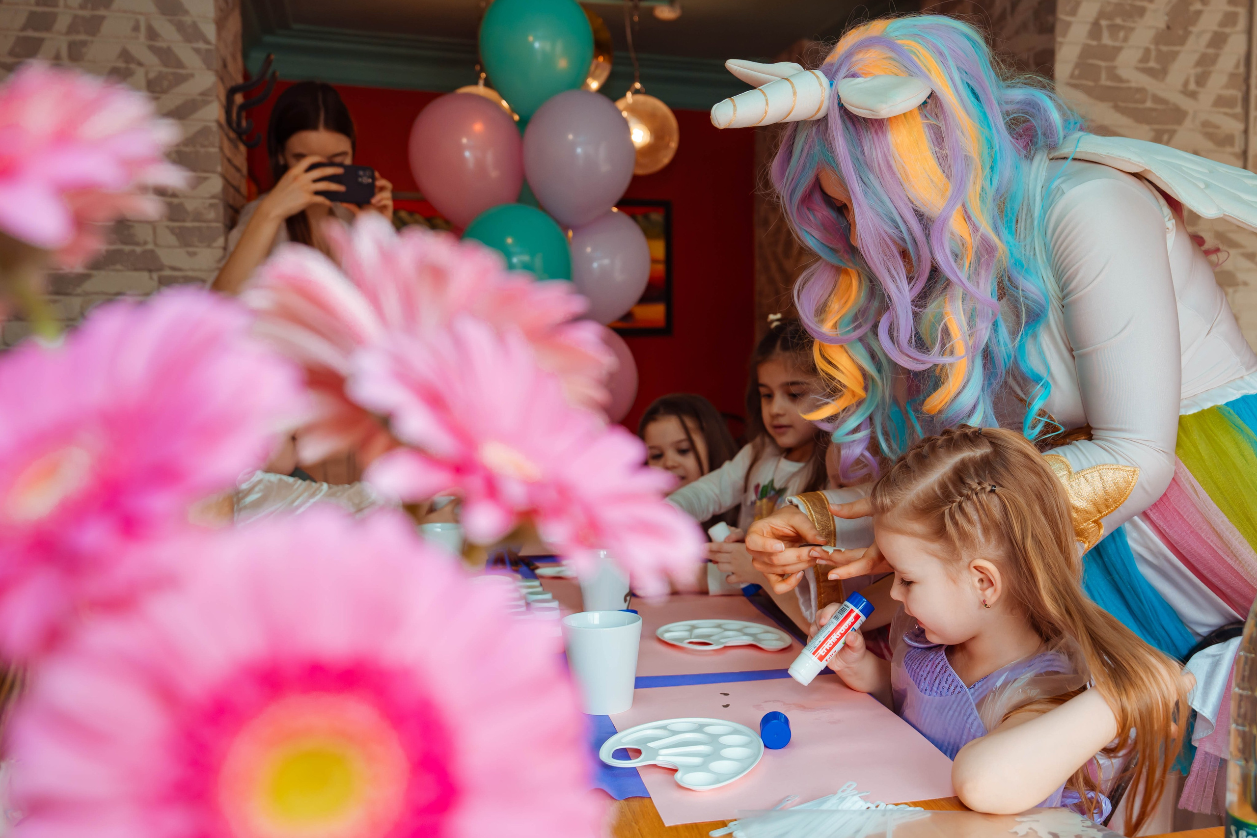 Виктория с Единорожкой