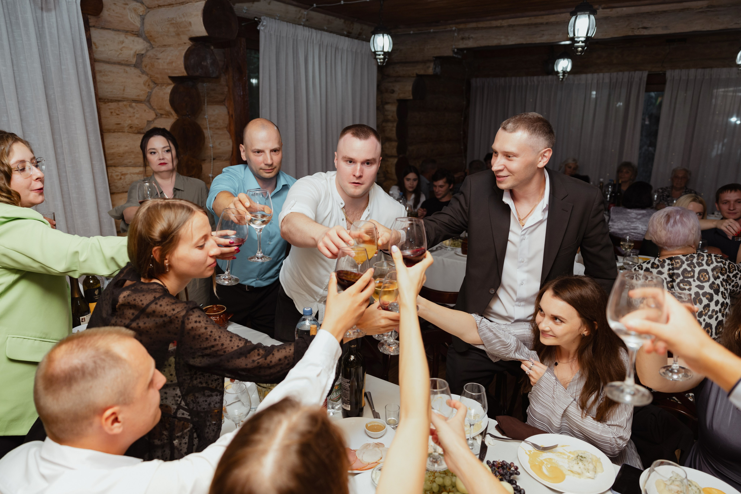 Современная свадьба в Пензе. Свадебный Фотограф и Видеограф — Всеволод Бобров