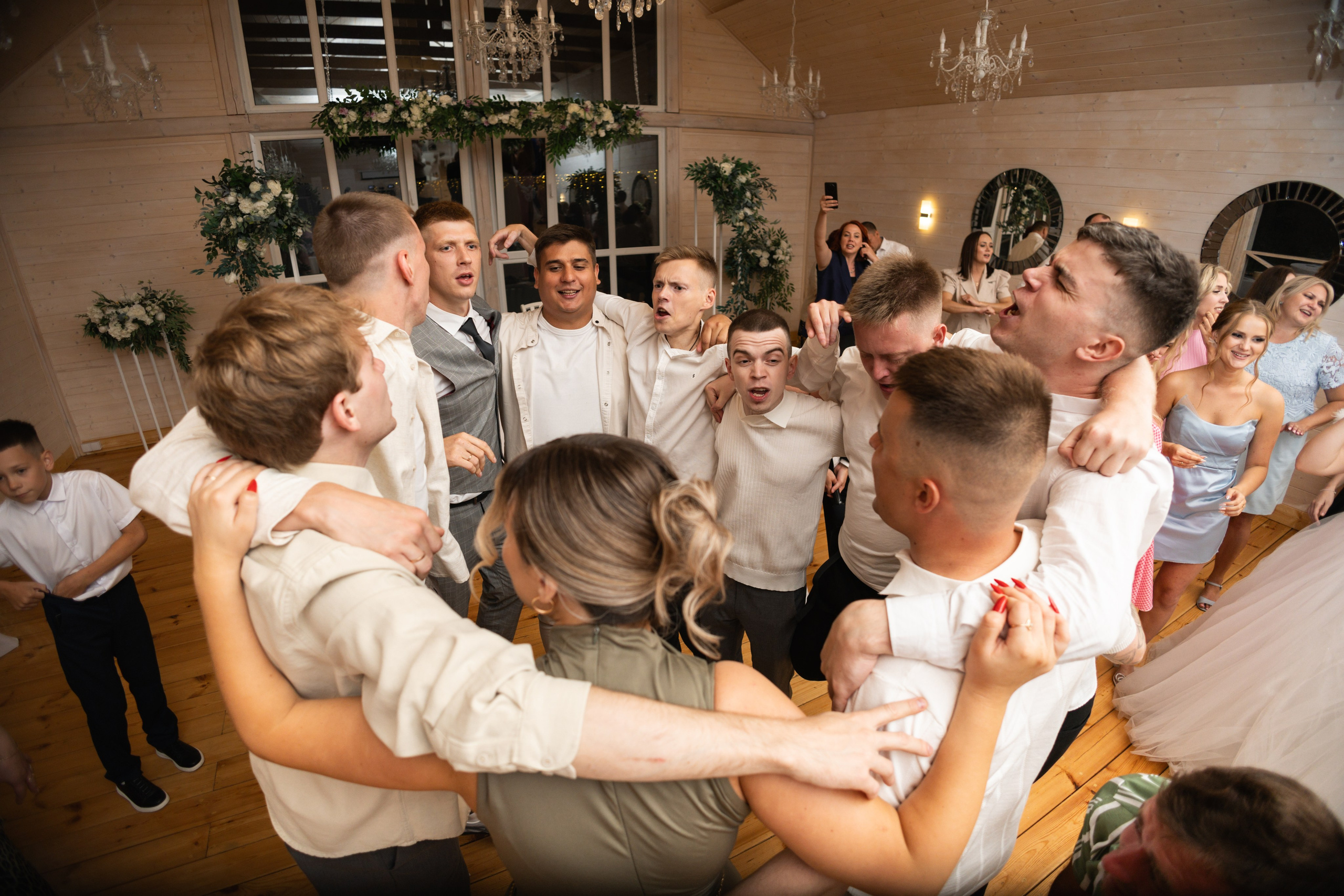 Современная свадьба в Саранске. Свадебный Фотограф и Видеограф — Всеволод Бобров