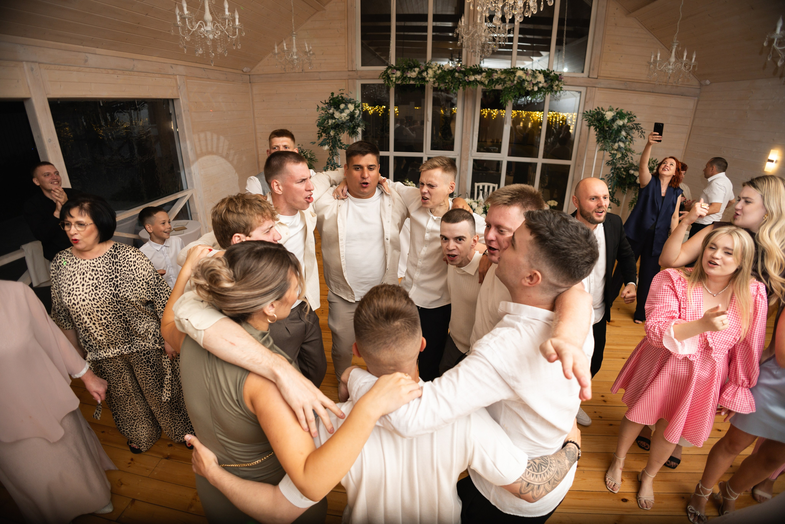 Современная свадьба в Саранске. Свадебный Фотограф и Видеограф — Всеволод Бобров