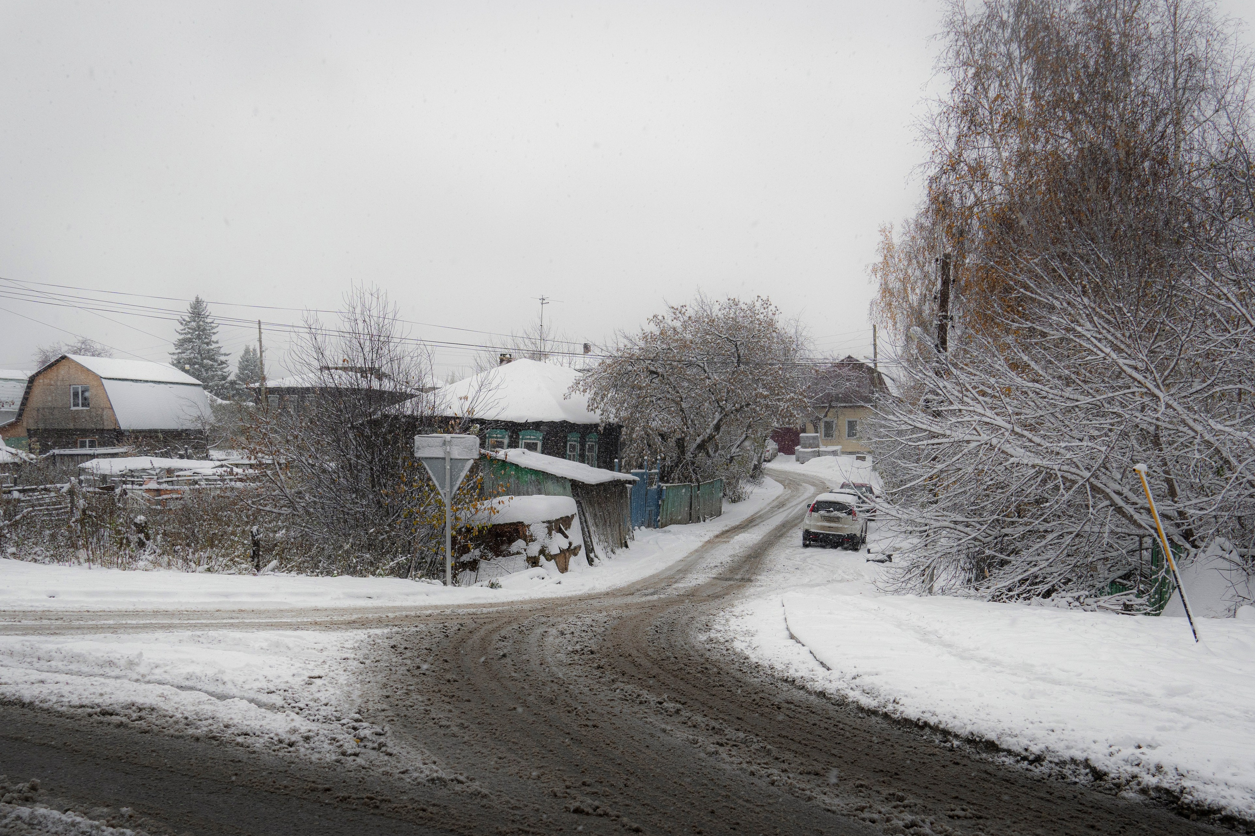 Первый снег Малого Городища в Тюмени