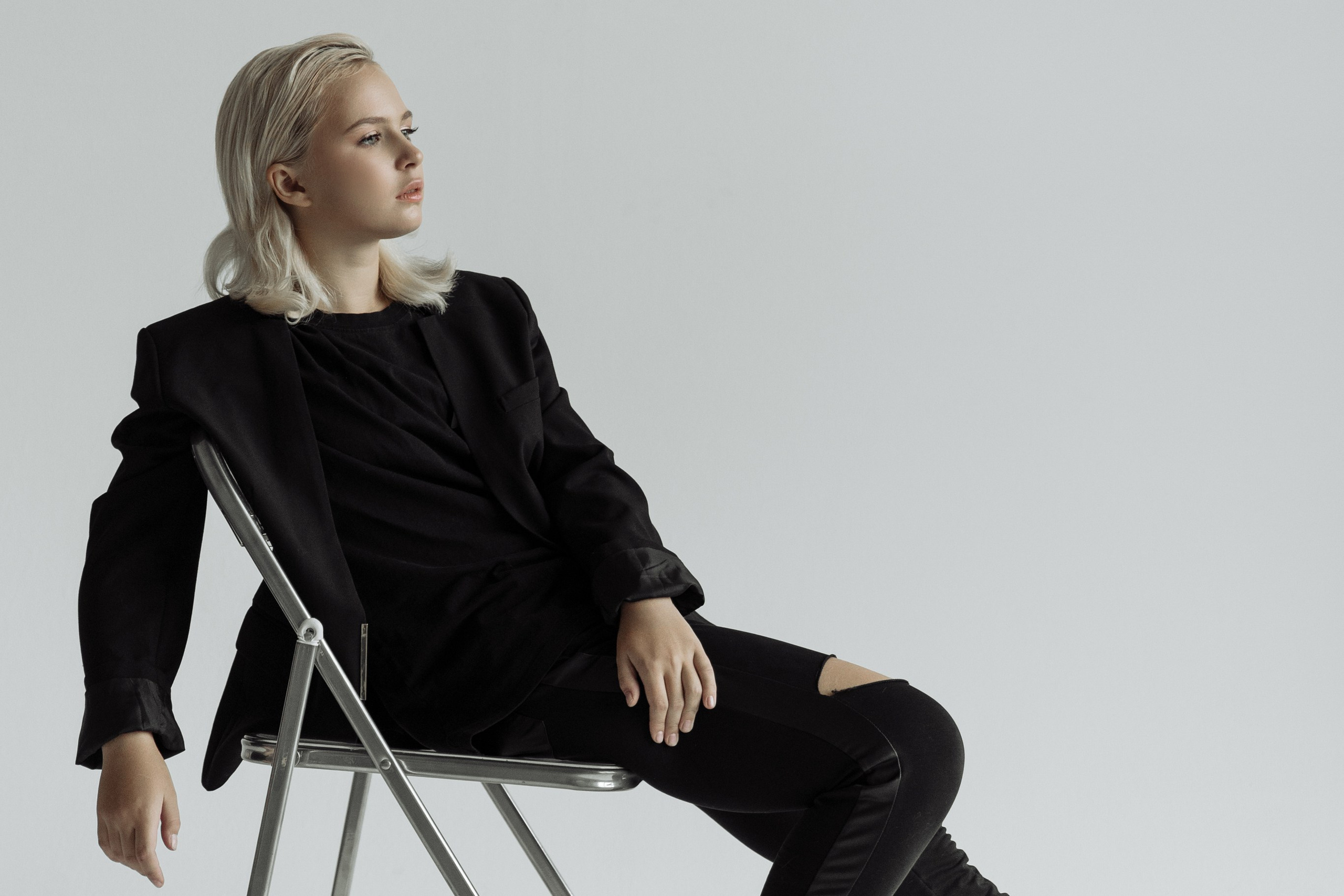 Фотосъемка в студии на белом фоне. Санкт-Петербург