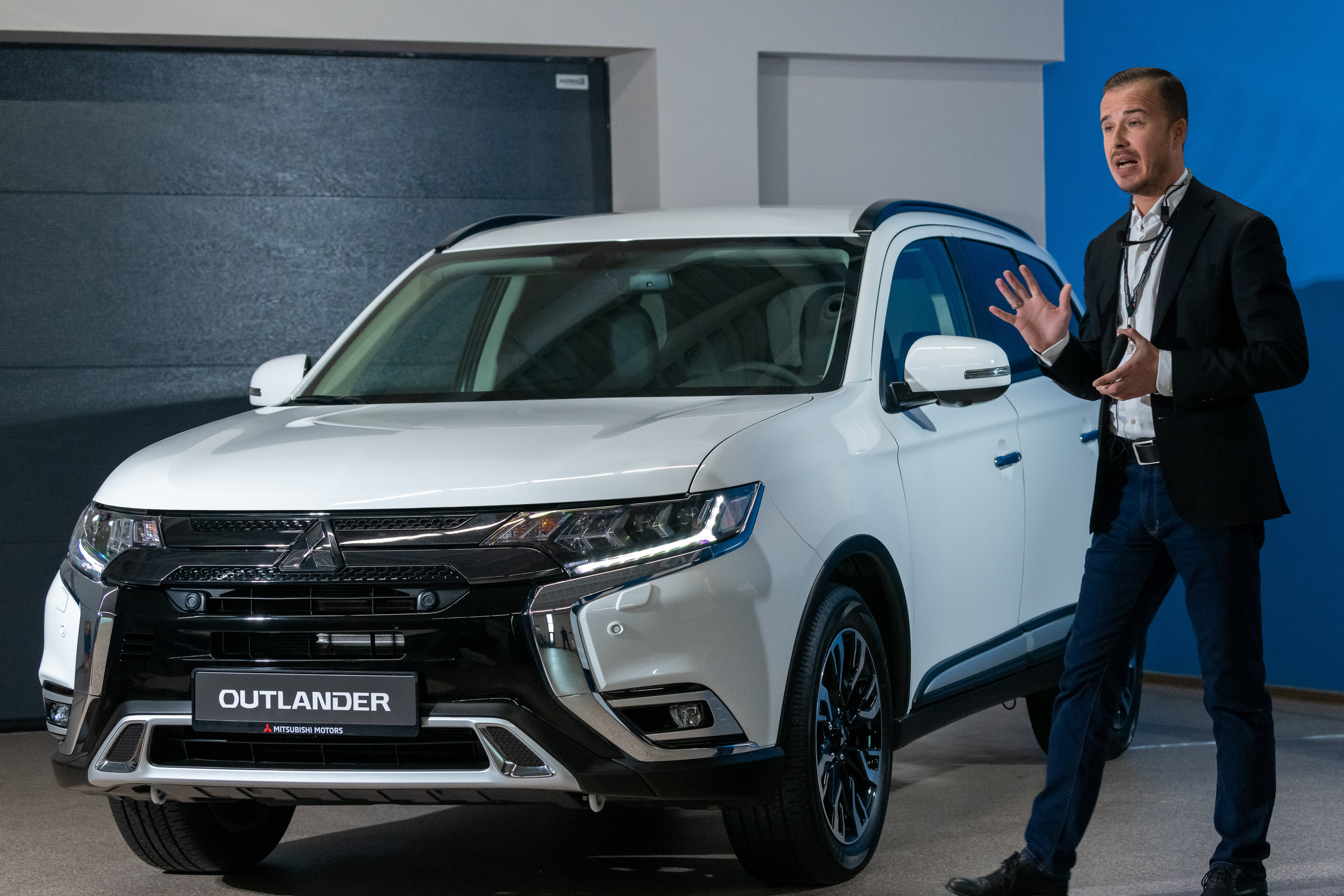 Презентация Mitsubishi Outlander 2021