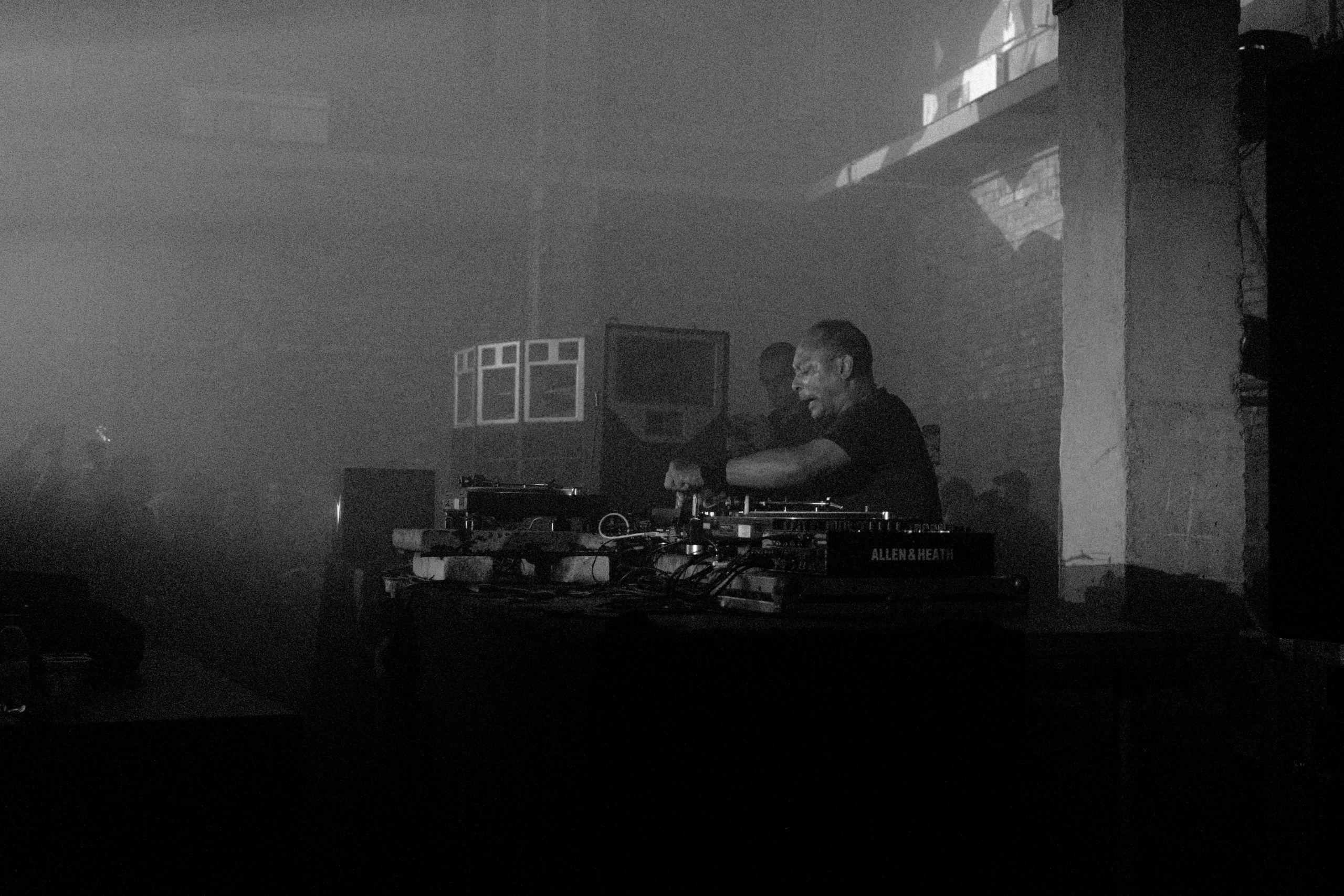 M_Division/Derrick May/26.09.25/K-30